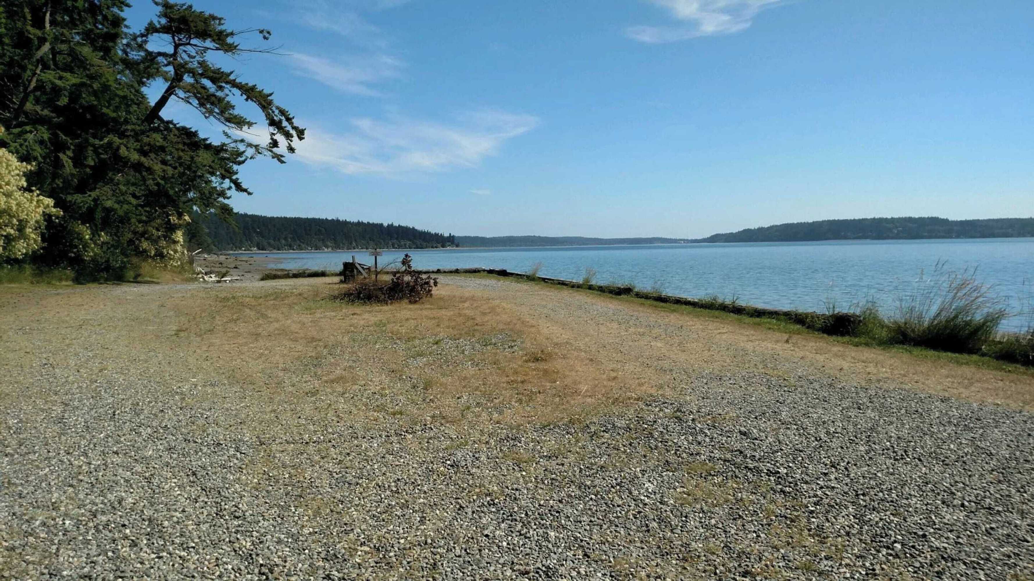 Gift card for Harbor View Haven by Avantstay Private Backyard