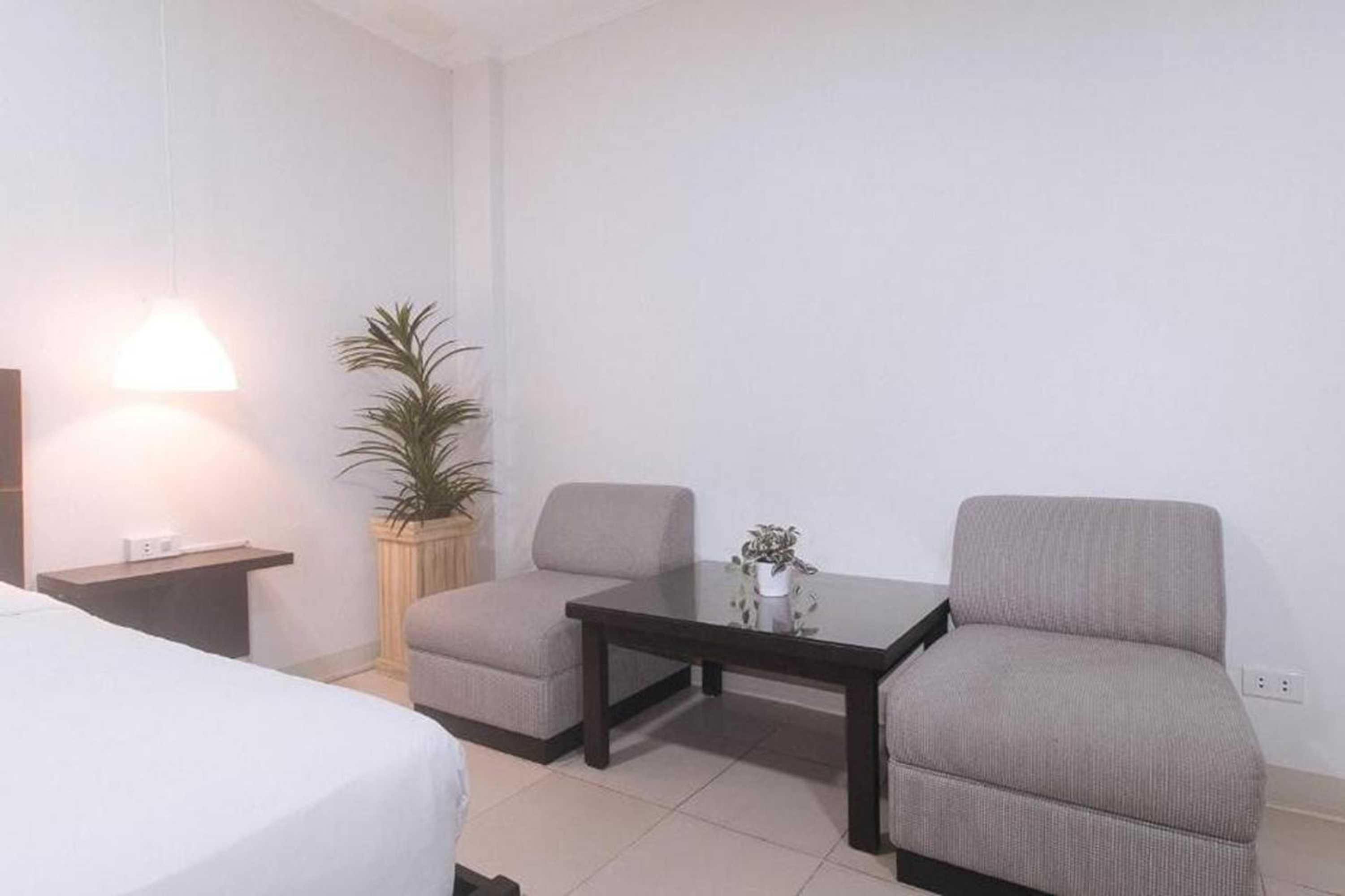 Gift card for Rooms R Us  Evangelista
