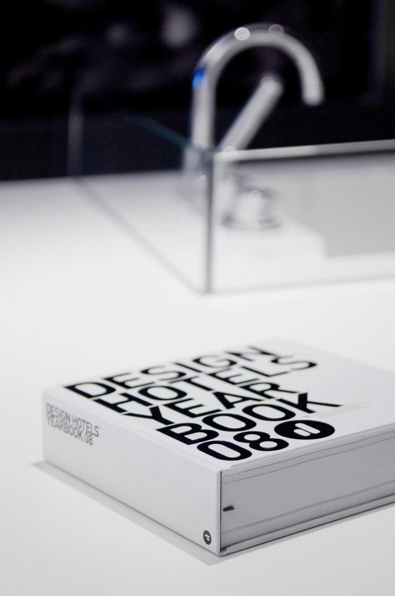 Gift card for Carbon Hotel - Different Hotels Gift card for Carbon Hotel - Different Hotels