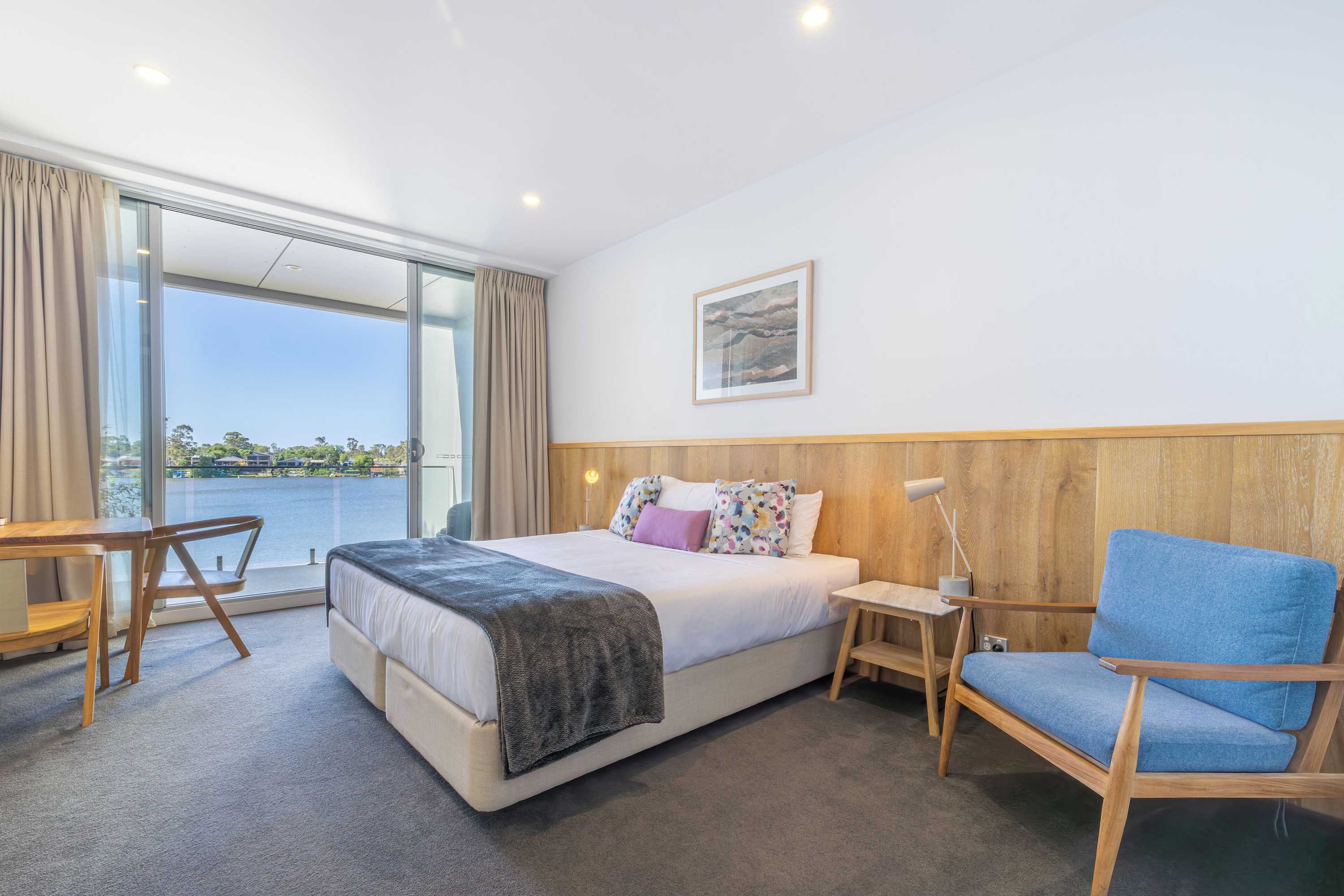 Gift card for Nagambie Waterfront Motel Gift card for Nagambie Waterfront Motel