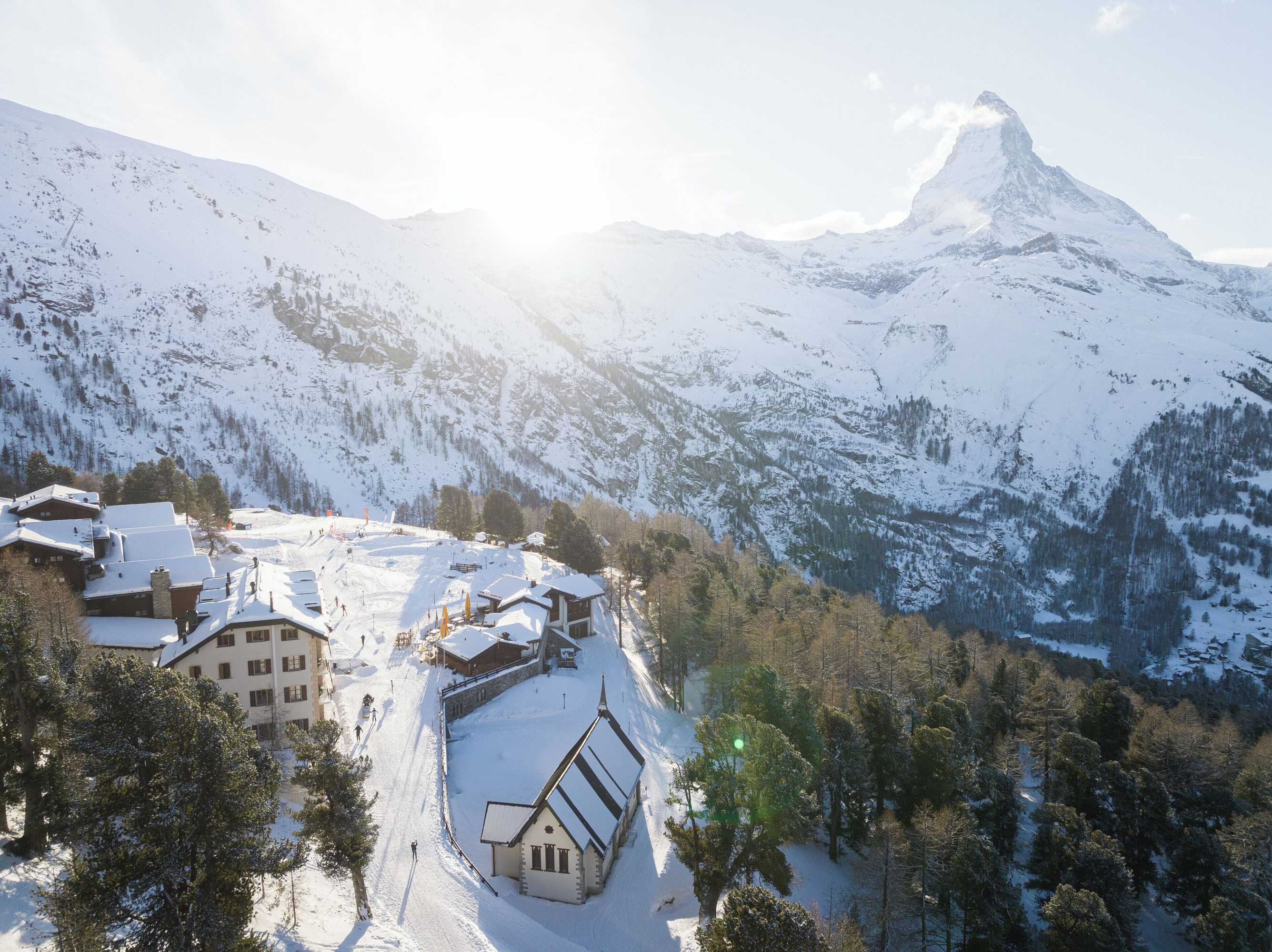 Gift card for Riffelalp Resort 2222m - Ski-In & Ski-Out Gift card for Riffelalp Resort 2222m - Ski-In & Ski-Out