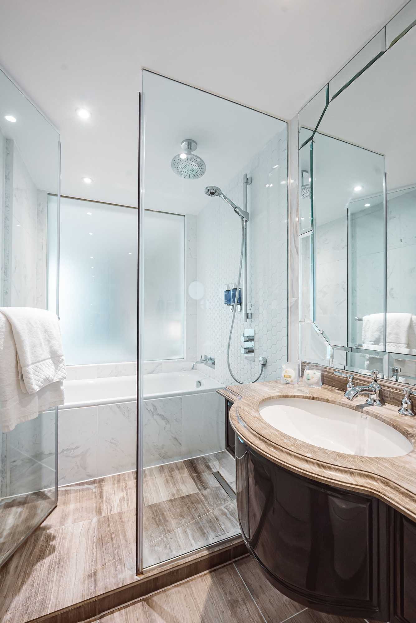 Gift card for Dorsett Shepherds Bush