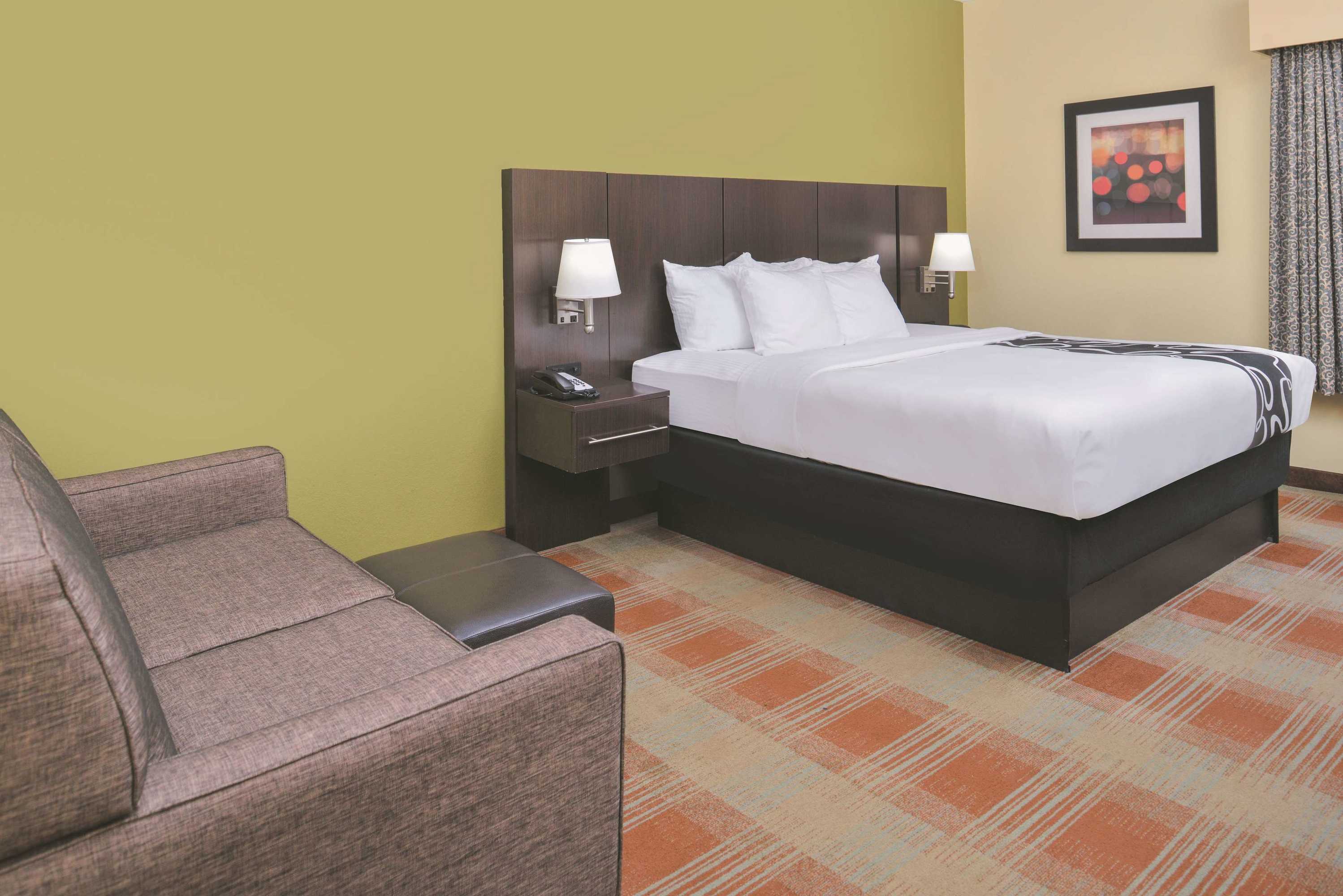 Gift card for La Quinta Inn & Suites by Wyndham Atlanta South - Newnan Gift card for La Quinta Inn & Suites by Wyndham Atlanta South - Newnan