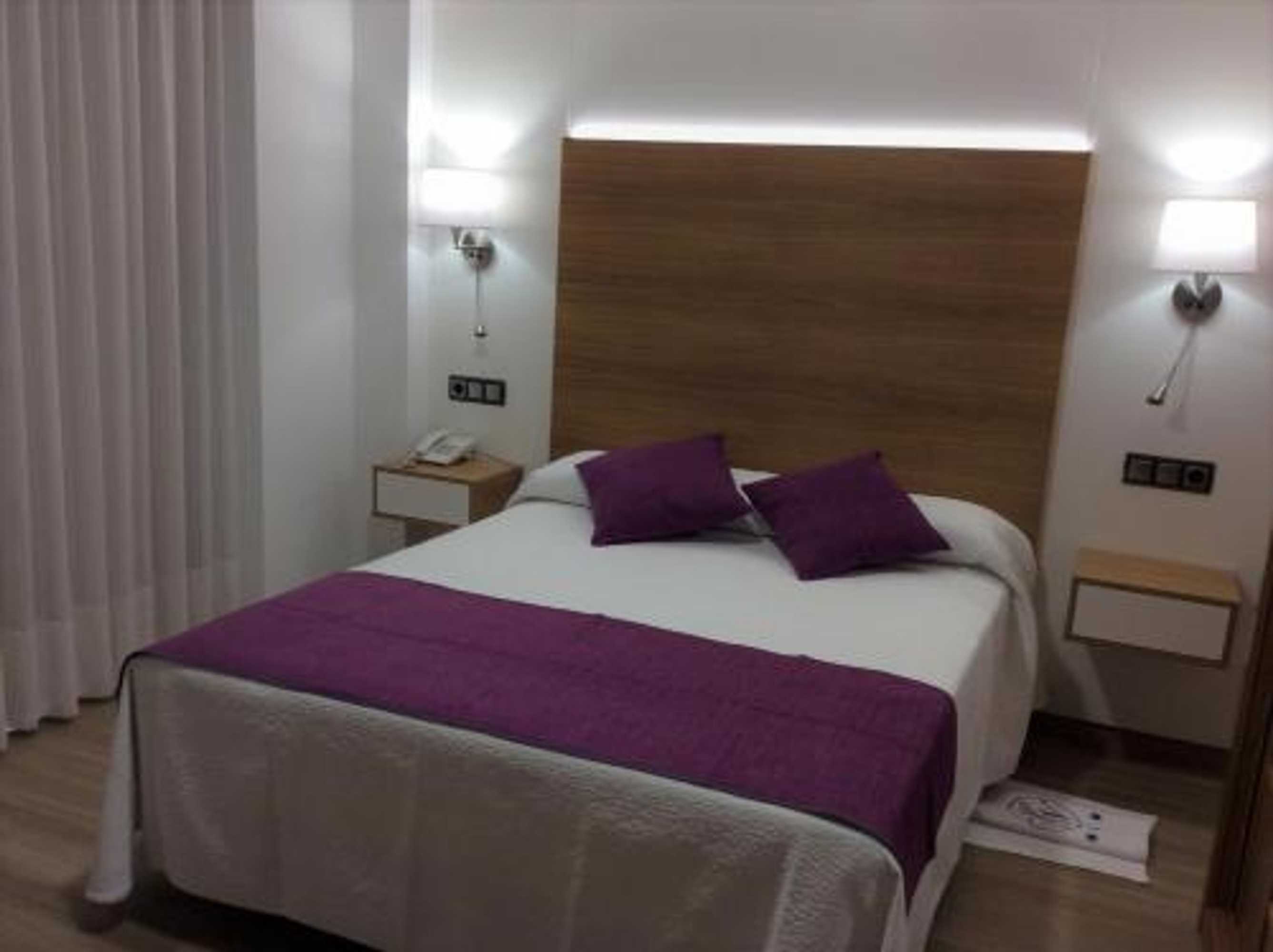 Gift card for Hotel La Noyesa *** Superior Gift card for Hotel La Noyesa *** Superior