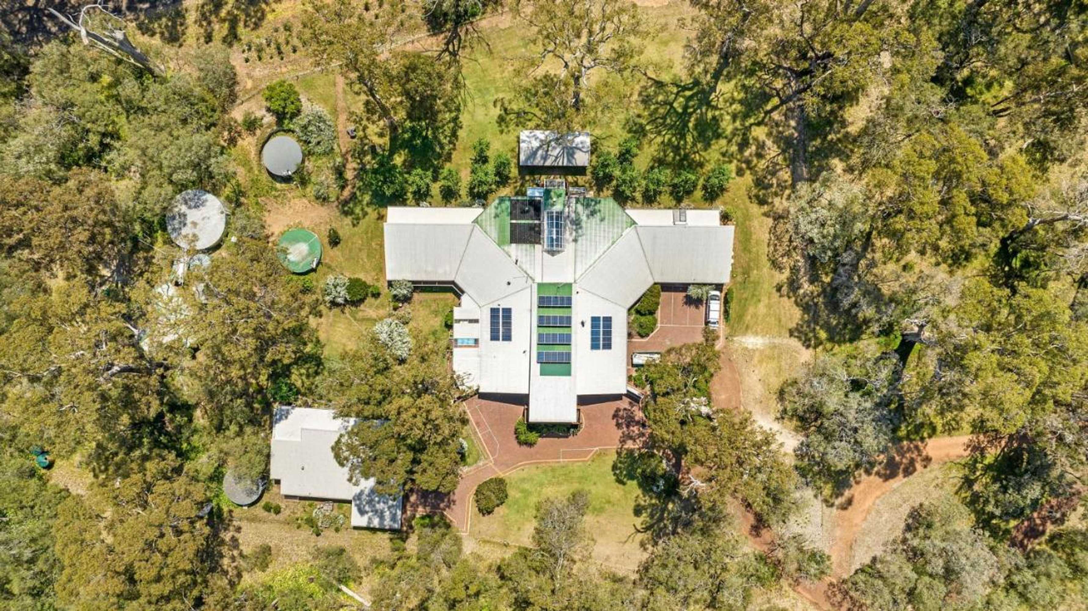 Gift card for Inn The Tuarts Guest Lodge Busselton