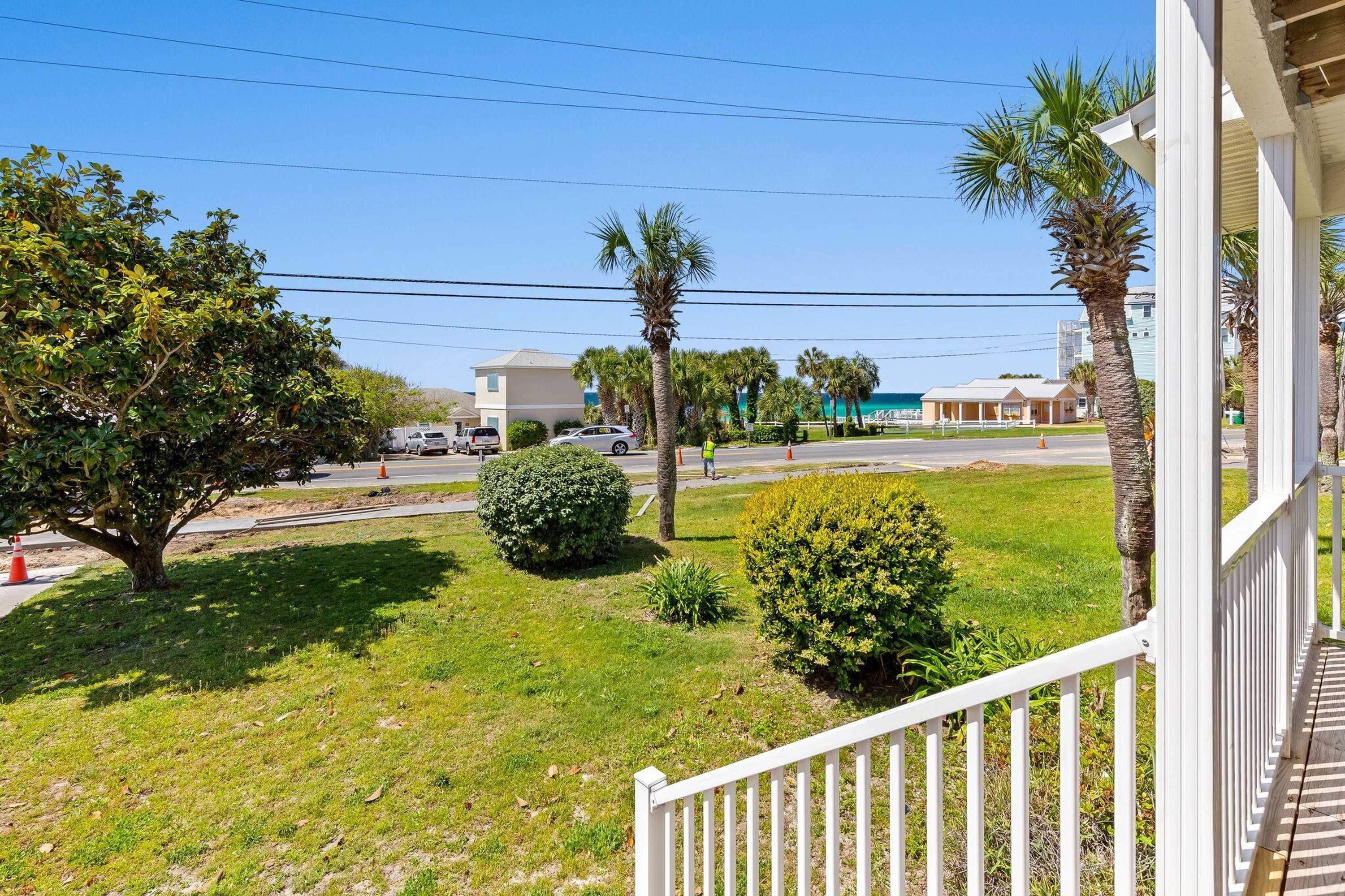 Gift card for Vacation in This Gorgeous 2-Story Home! 3 BR 3 Ba! Sleeps 8! Gift card for Vacation in This Gorgeous 2-Story Home! 3 BR 3 Ba! Sleeps 8!