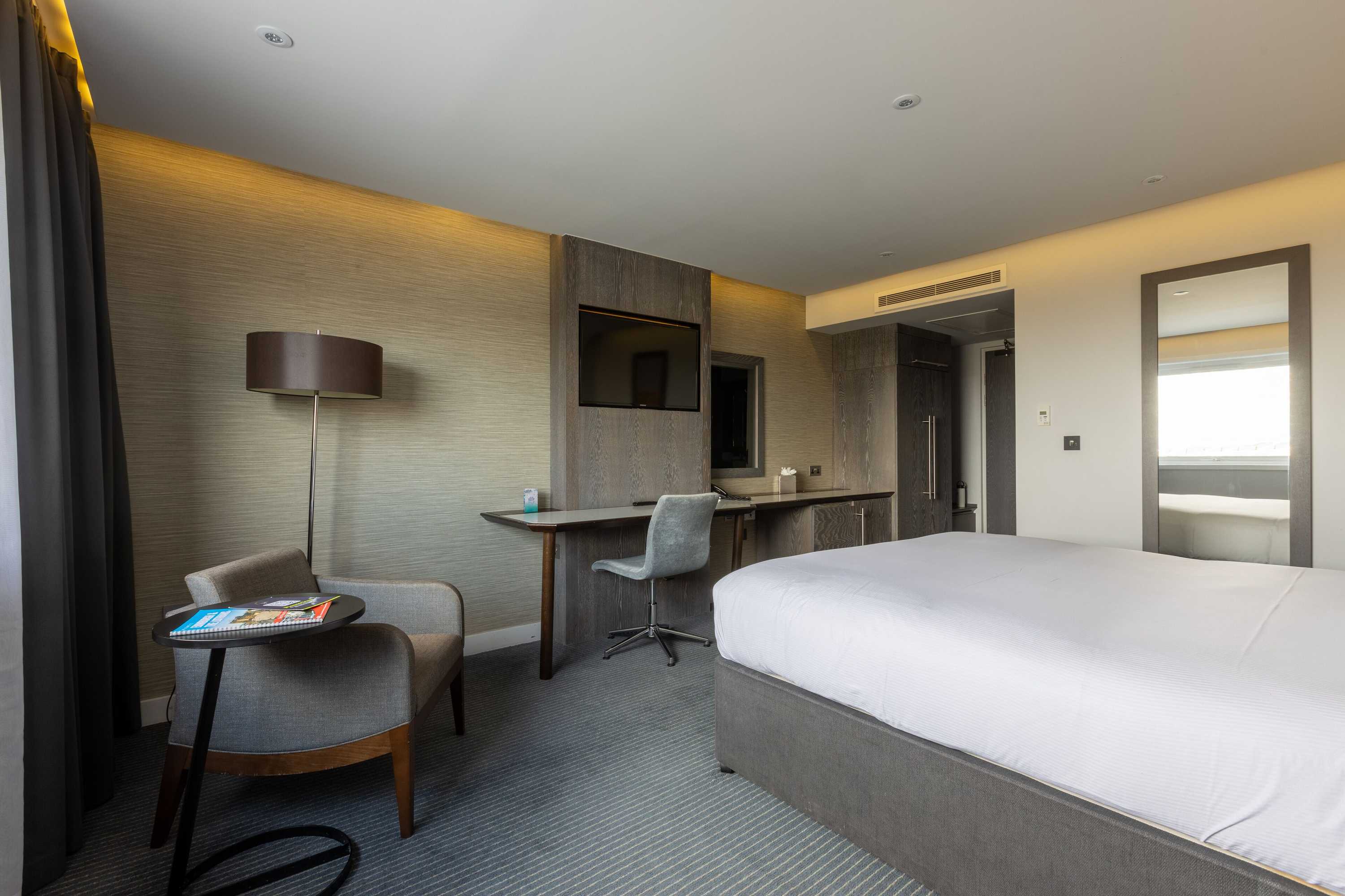 Gift card for Doubletree by Hilton Edinburgh - Queensferry Crossing Gift card for Doubletree by Hilton Edinburgh - Queensferry Crossing