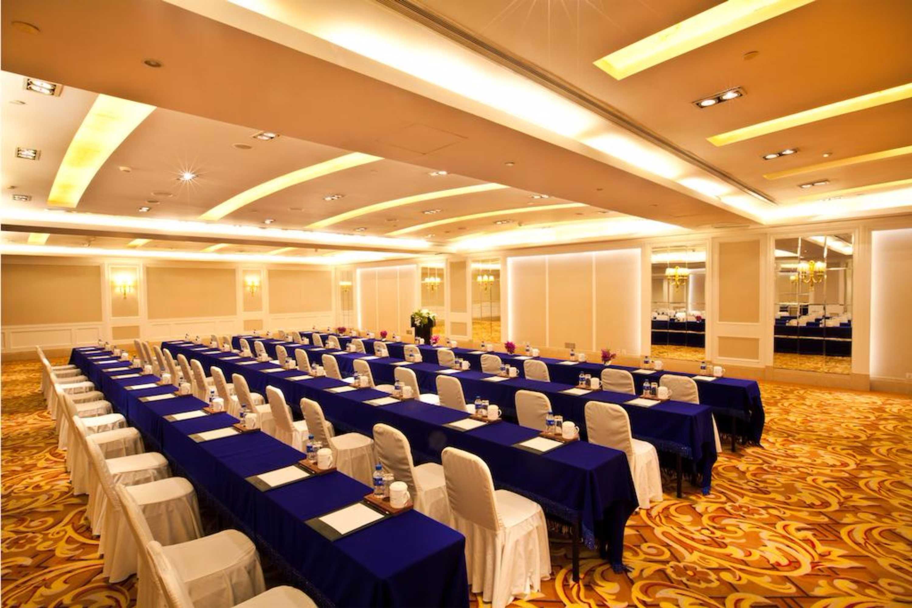 Gift card for Zhongwei Green Lake Hotel Kunming Gift card for Zhongwei Green Lake Hotel Kunming