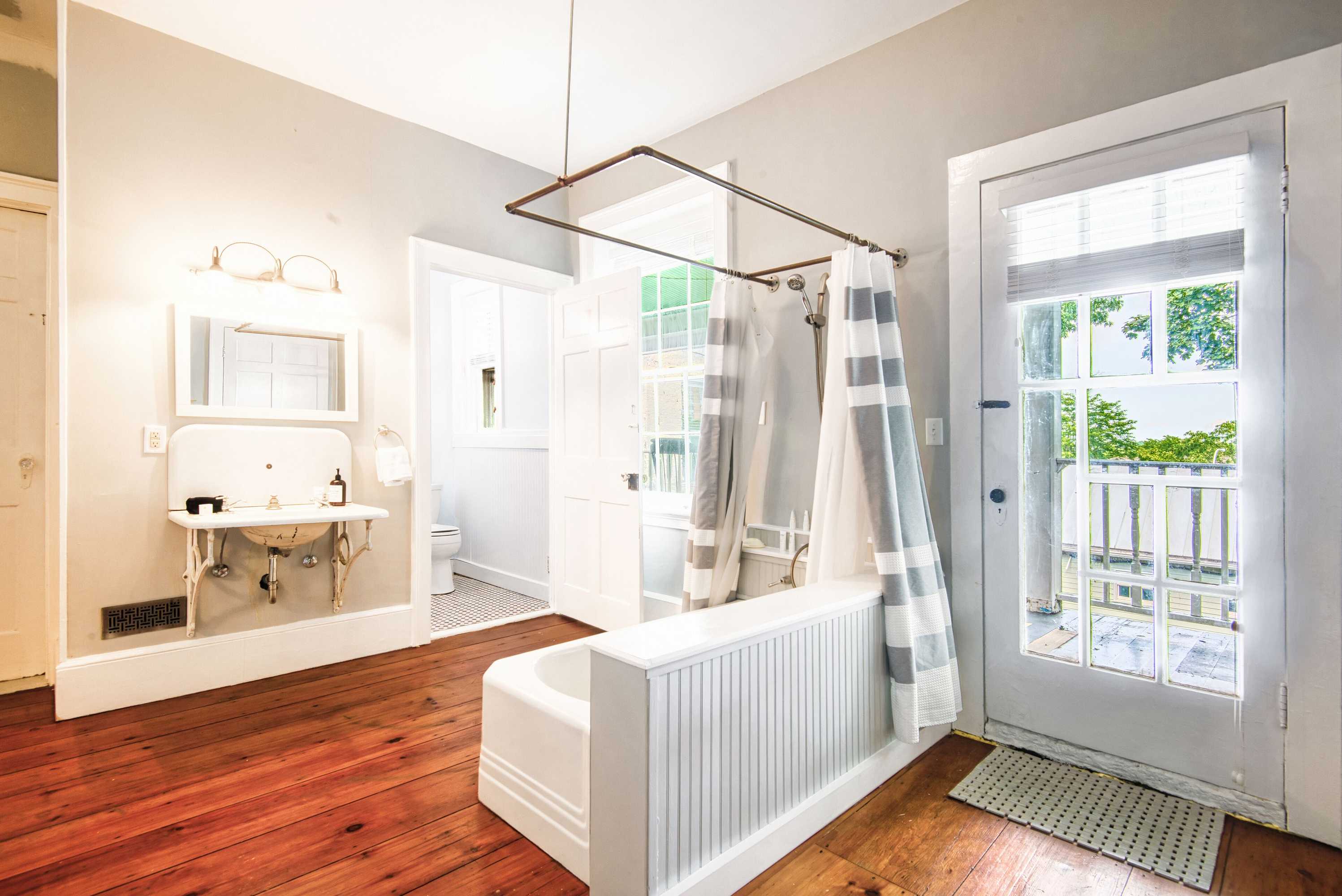 Gift card for Hudson Mariner