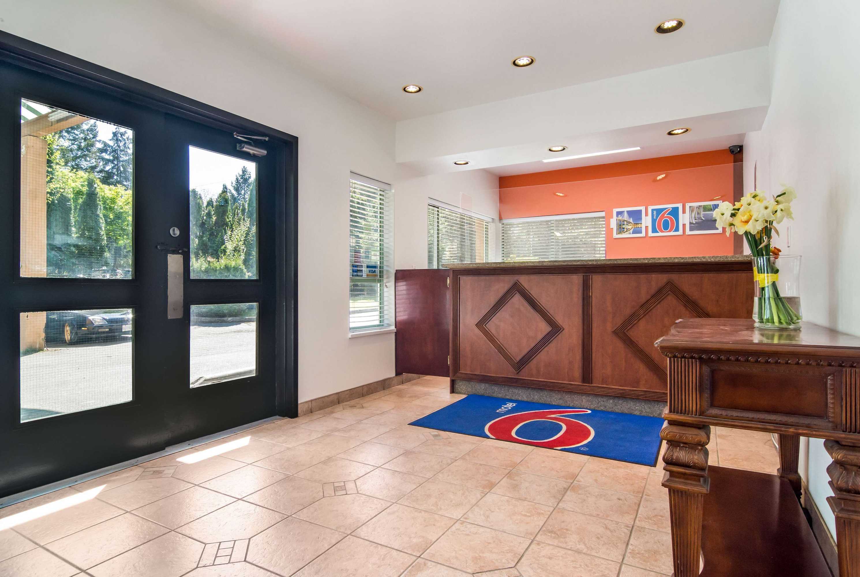 Gift card for Motel 6 Surrey, BC Gift card for Motel 6 Surrey, BC