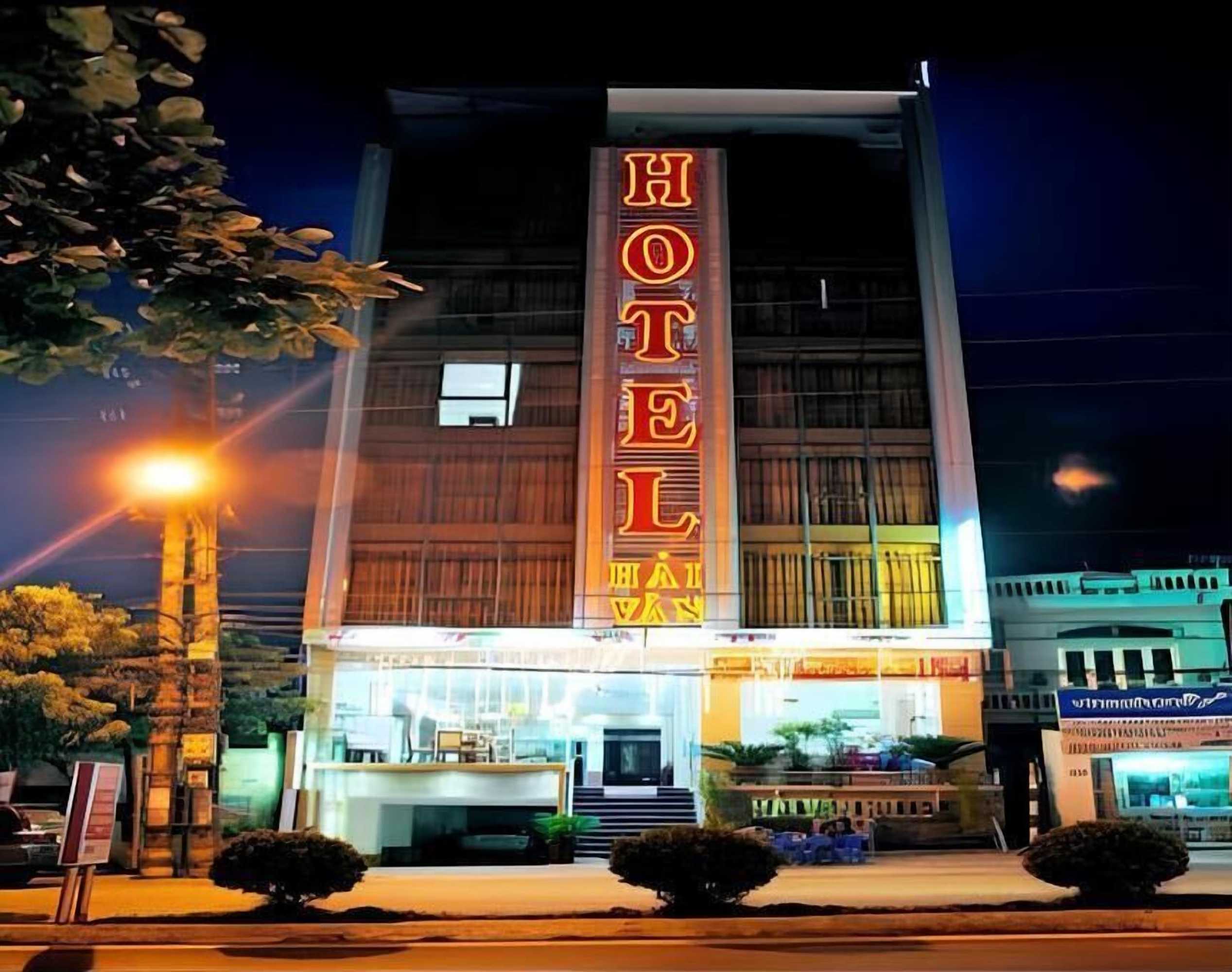 Gift card for Hải Vân Hotel - 488 Võ Nguyên Giáp, DB - by Bay Luxury