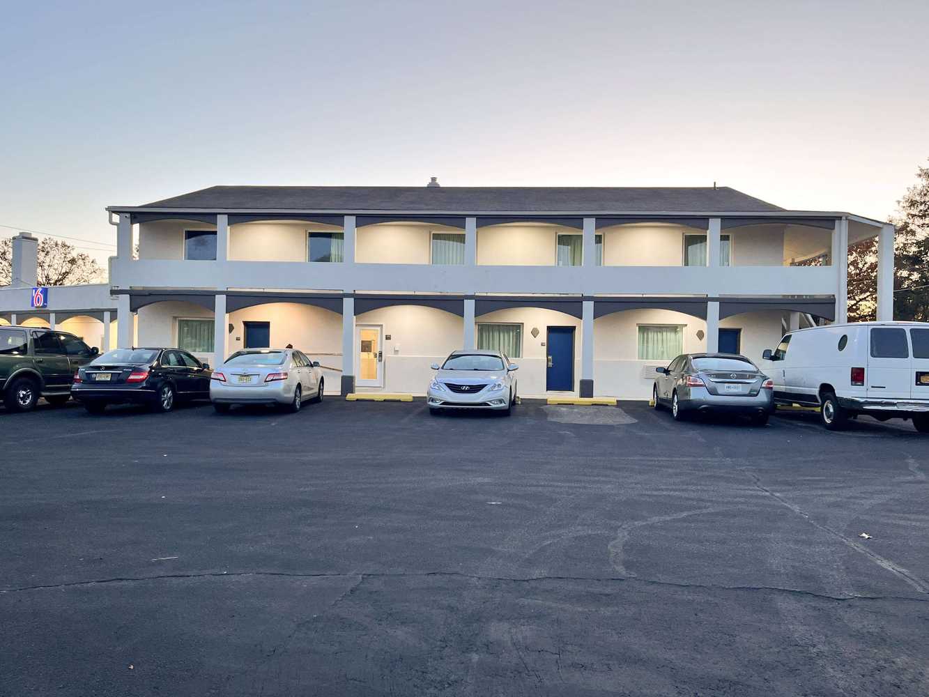 Gift card for Motel 6 Williamstown