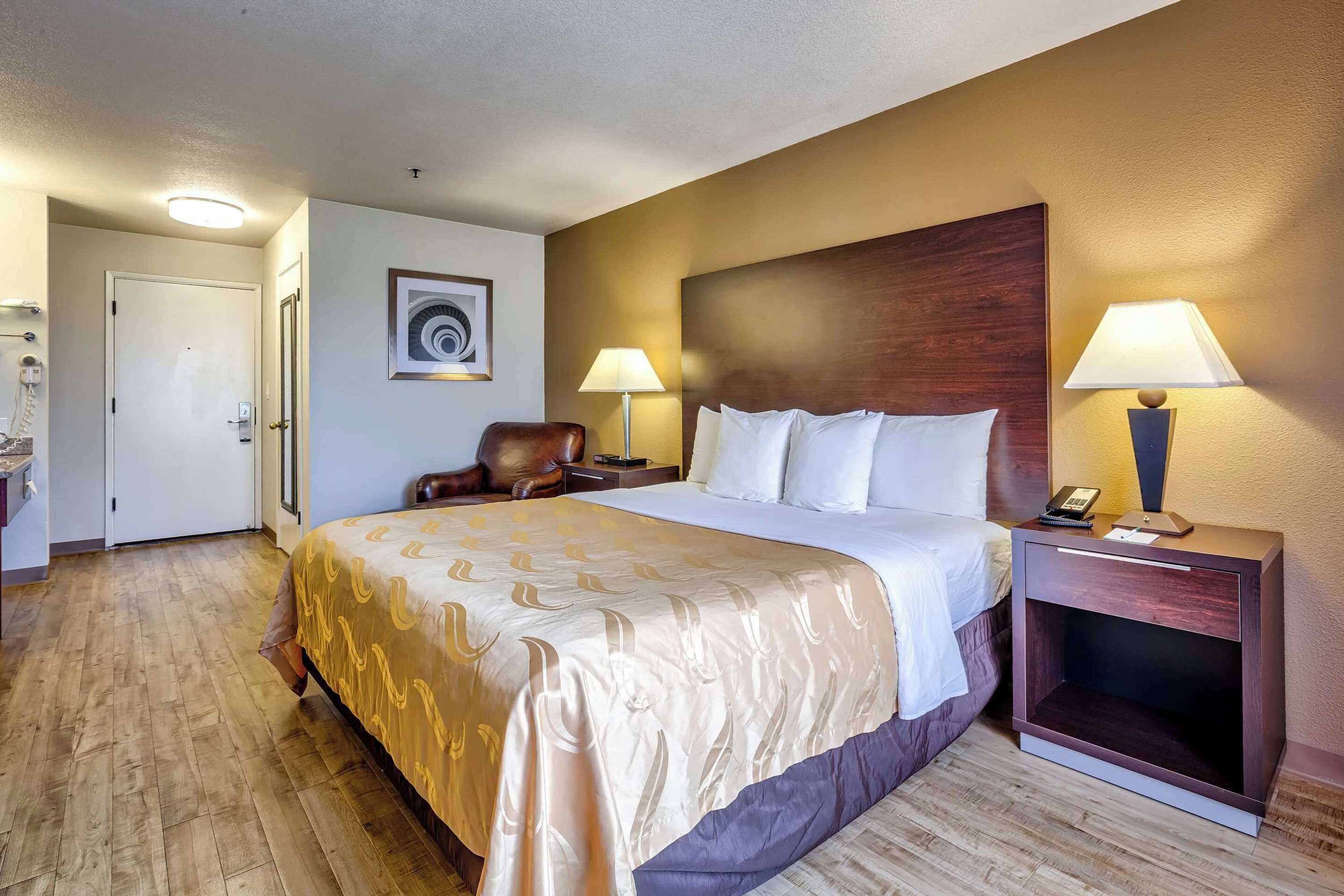 Gift card for Quality Inn Near Six Flags Discovery Kingdom - Napa Valley Gift card for Quality Inn Near Six Flags Discovery Kingdom - Napa Valley