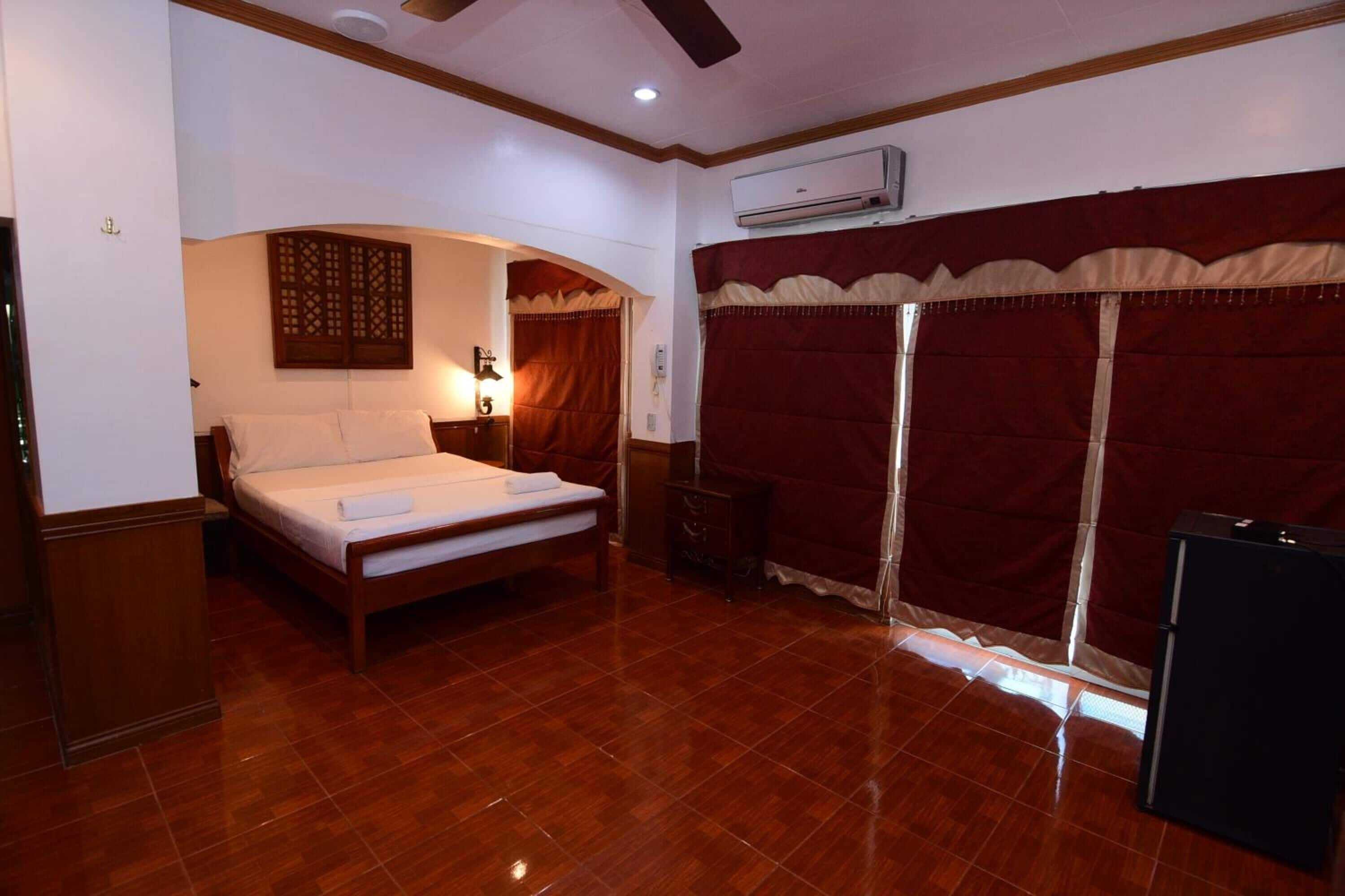 Gift card for Ang Tahanan ni Aling Meding Hotel