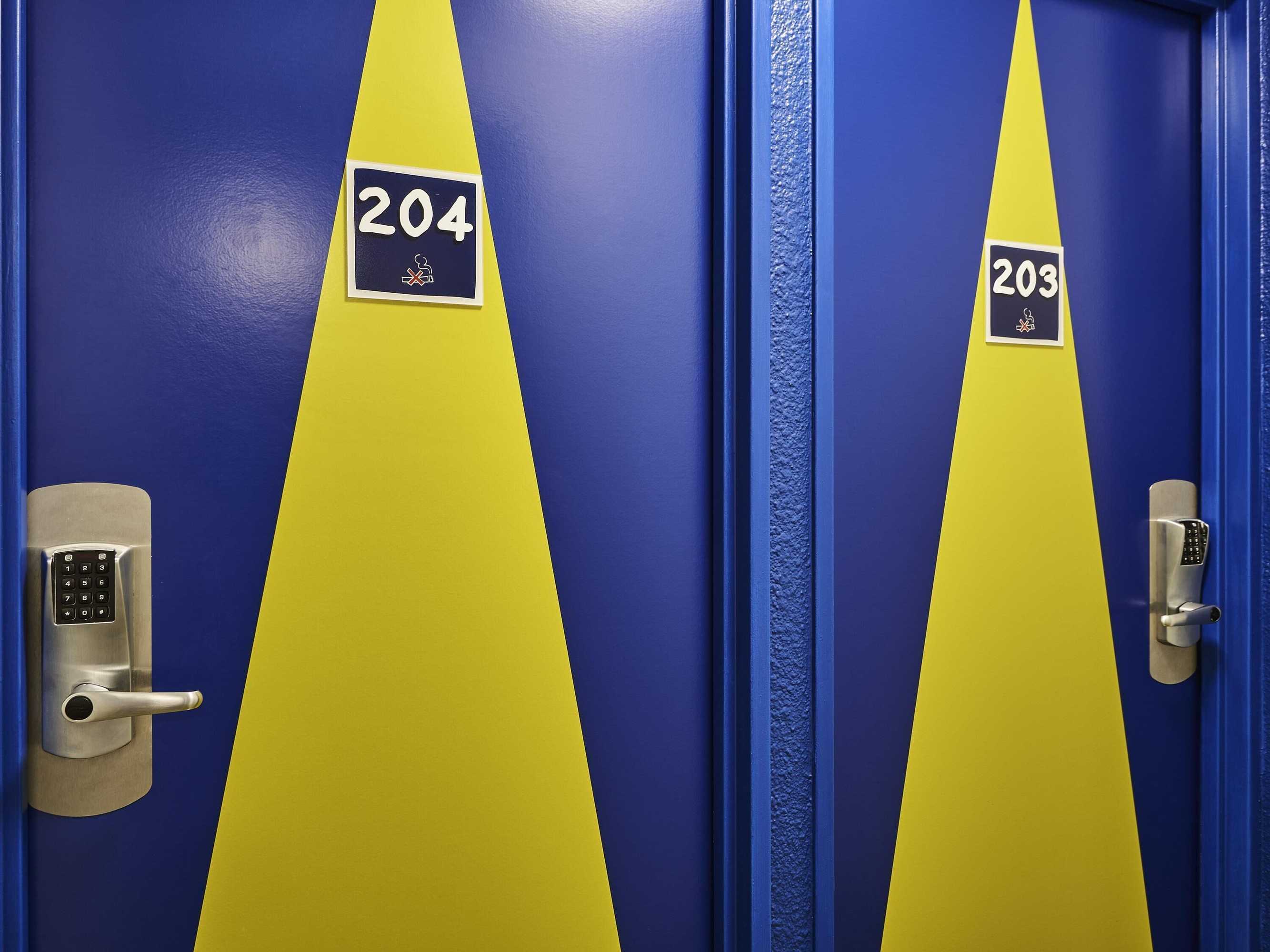 Gift card for Ibis Budget Versailles Chateau Saint Cyr Gift card for Ibis Budget Versailles Chateau Saint Cyr