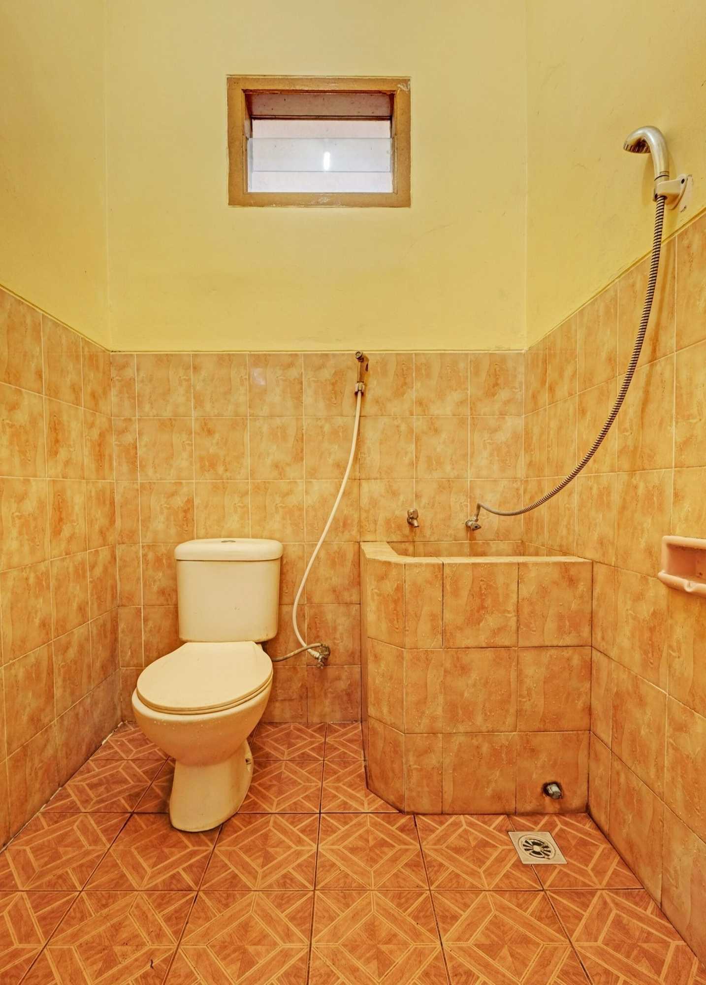 Gift card for Oyo 92406 Hotel Renata 1