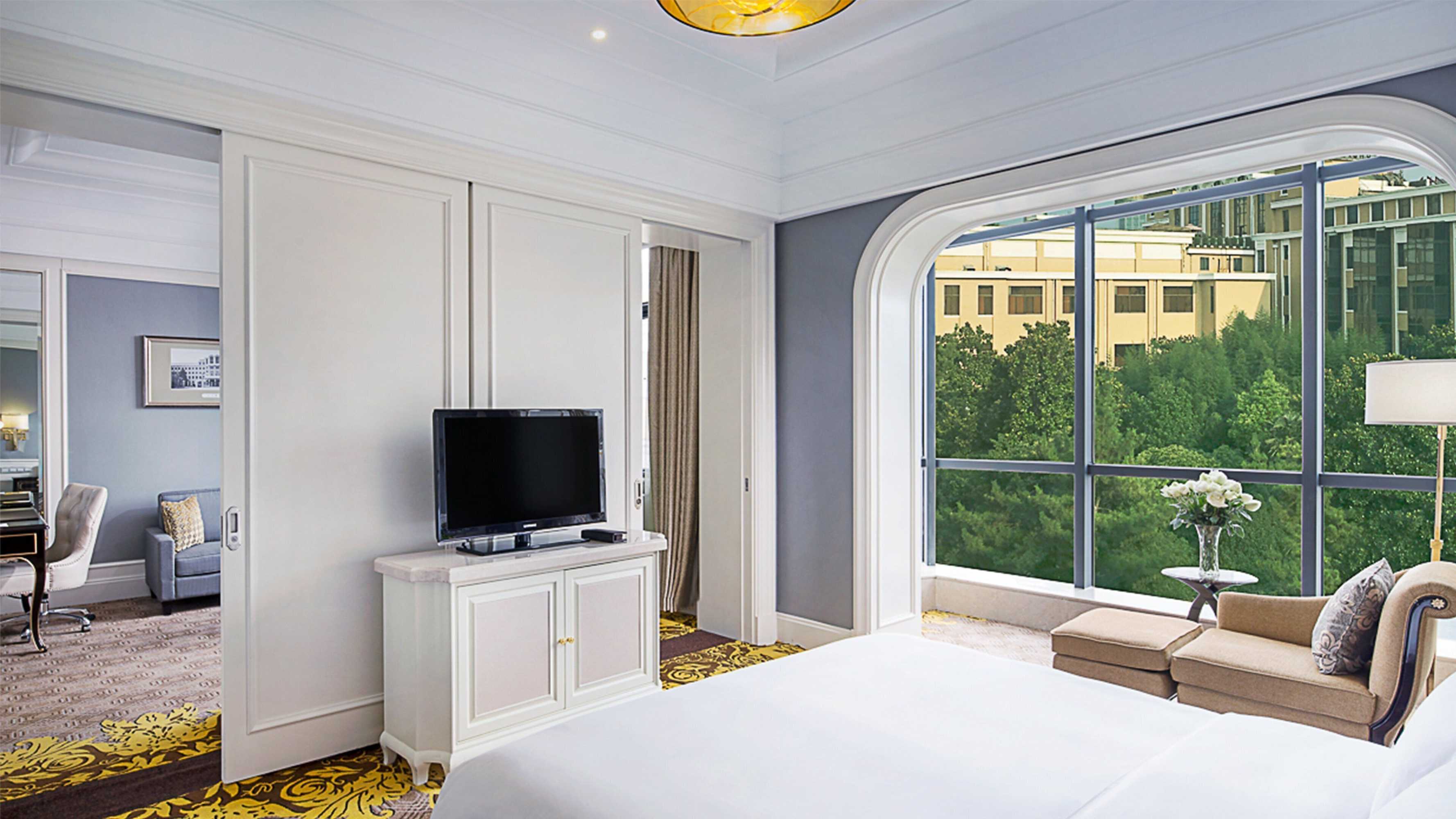 Gift card for Crowne Plaza Zhengzhou by Ihg Gift card for Crowne Plaza Zhengzhou by Ihg