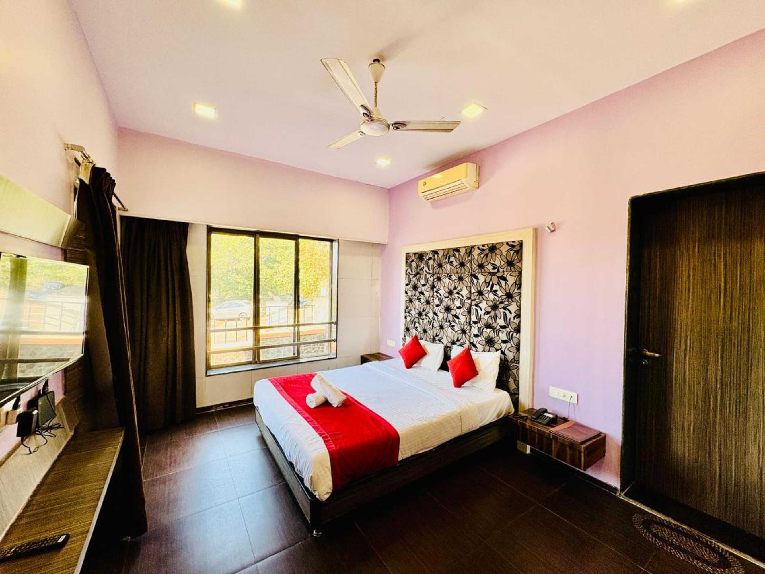 Gift card for Hotel Lalit Inn