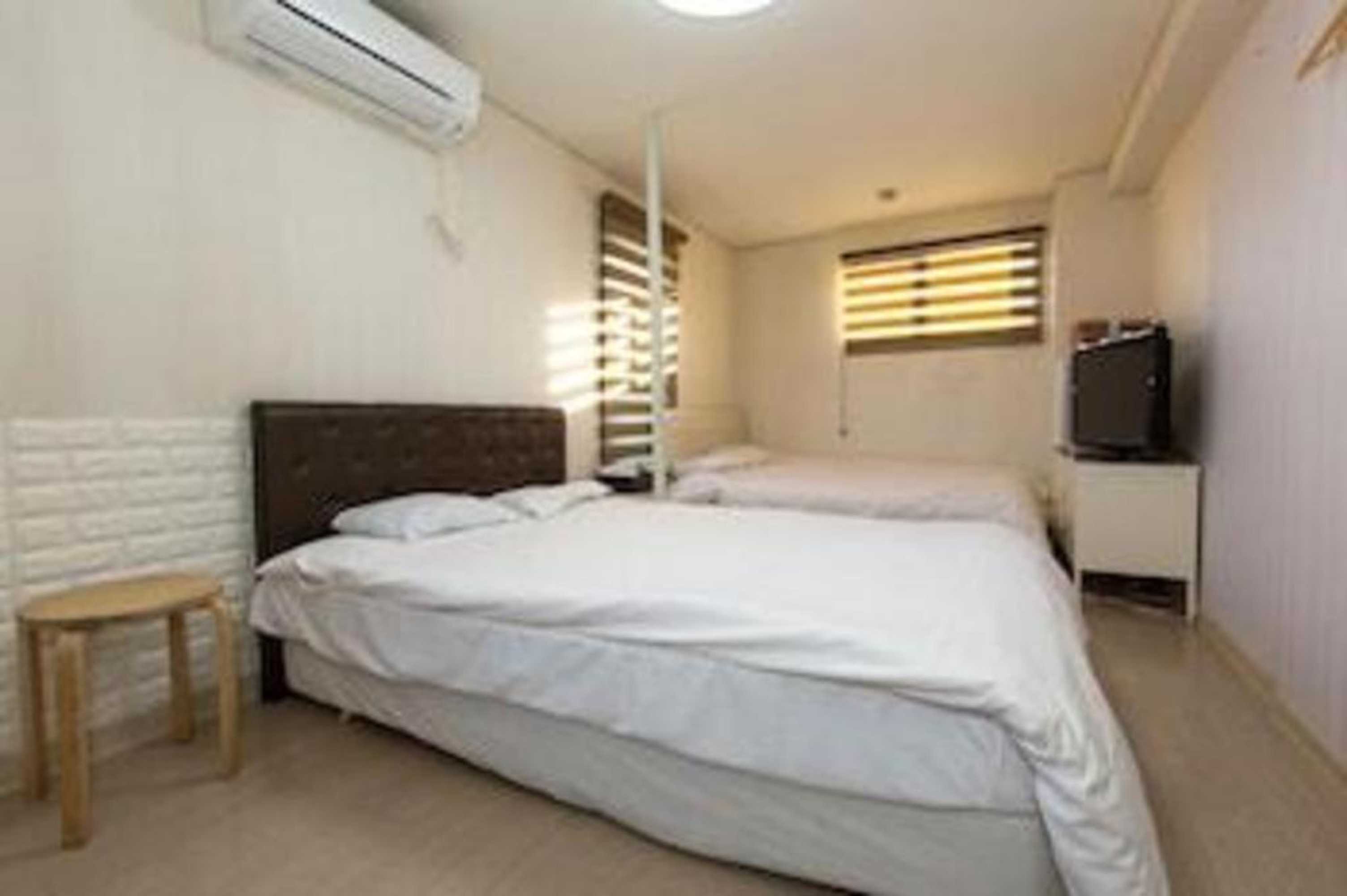 Gift card for Hotel Empire in Shinjuku