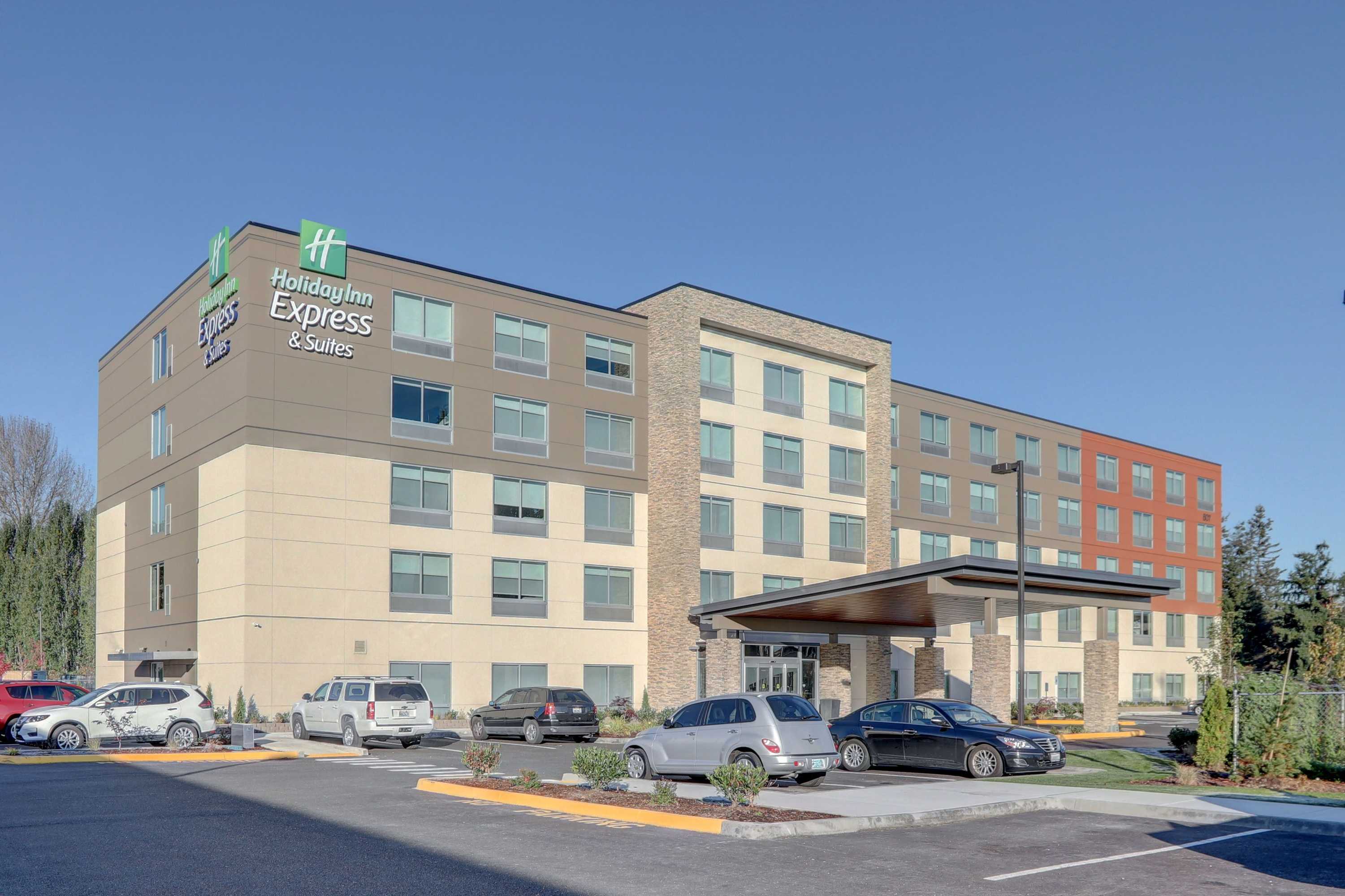 Gift card for Holiday Inn Express & Suites Auburn Downtown by Ihg Gift card for Holiday Inn Express & Suites Auburn Downtown by Ihg
