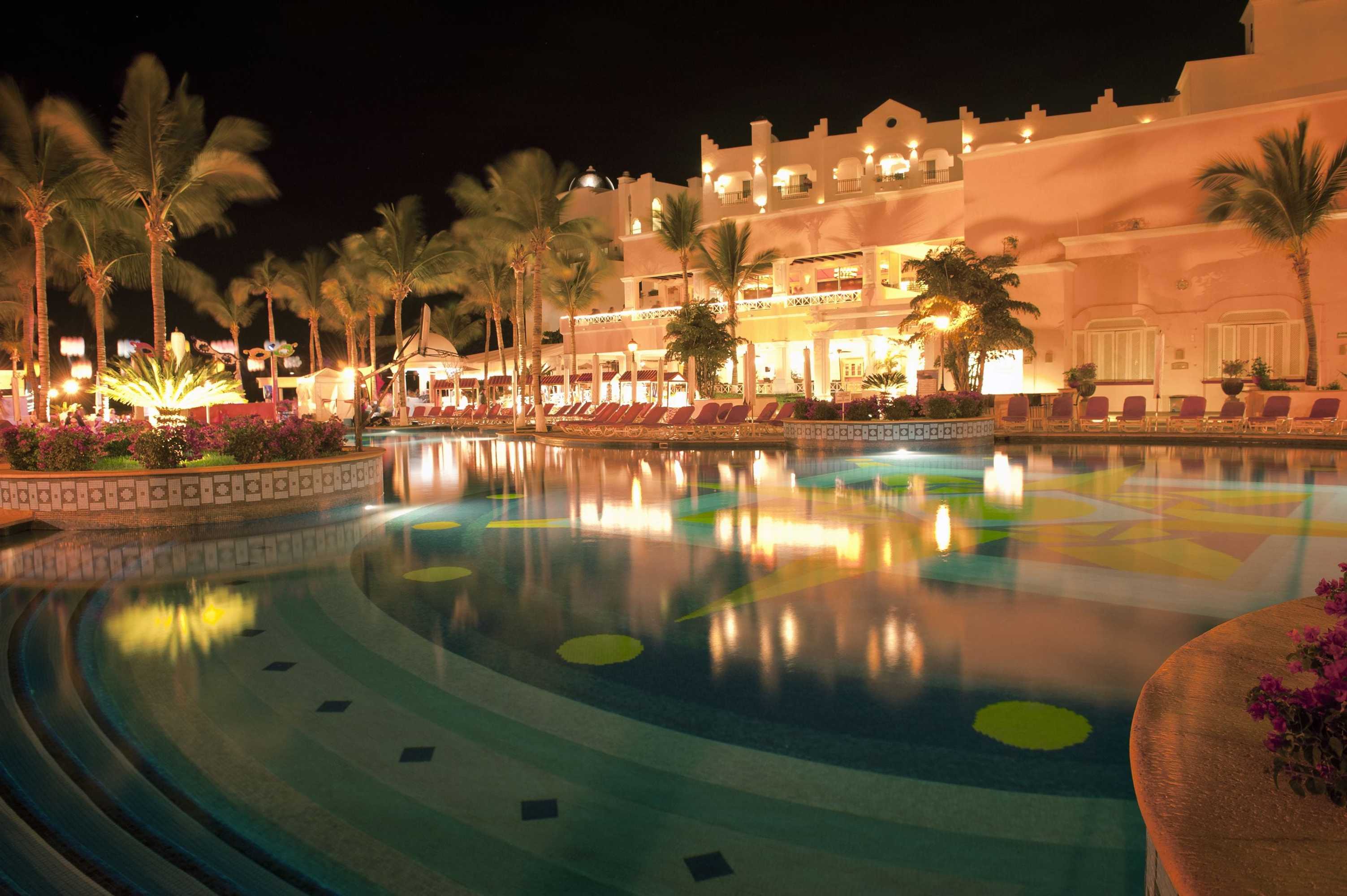 Gift card for Suites at PB Rose' Resort And Spa Cabo San Lucas Gift card for Suites at PB Rose' Resort And Spa Cabo San Lucas