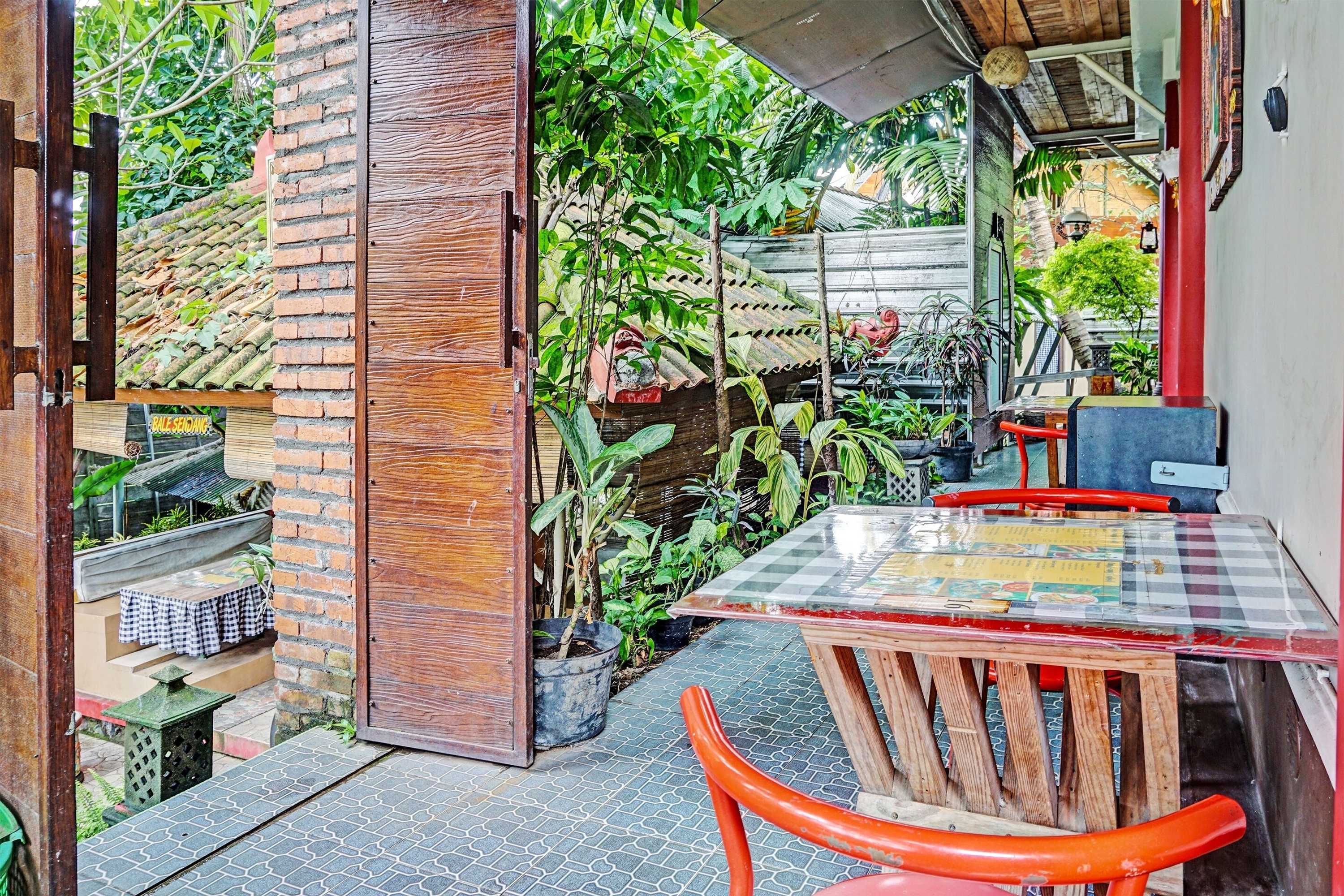 Gift card for Oyo Life 92084 Candi Candi Ubud Syariah Gift card for Oyo Life 92084 Candi Candi Ubud Syariah