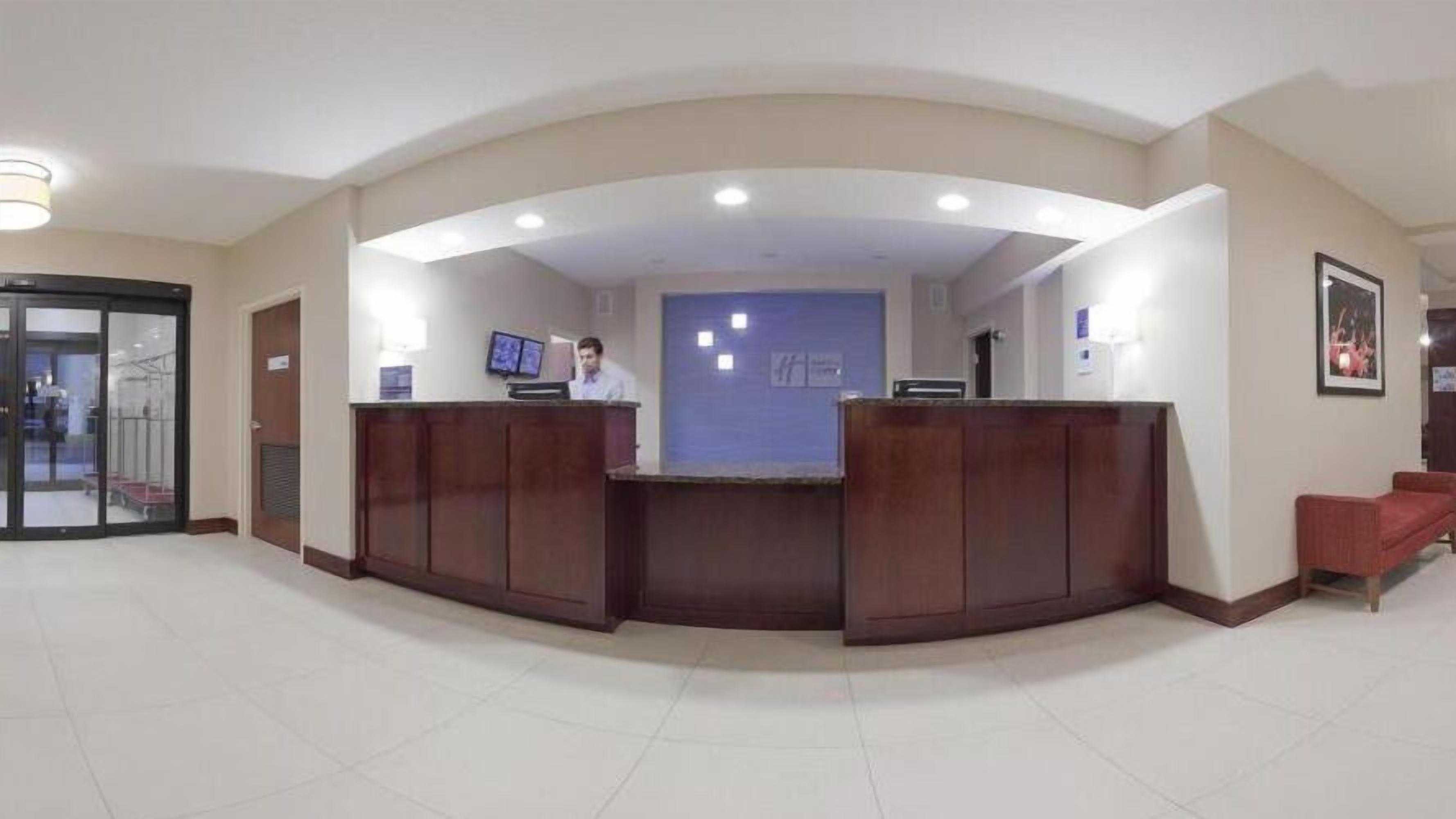Gift card for Holiday Inn Express & Suites Jacksonville - Atlantic Beach by Ihg Gift card for Holiday Inn Express & Suites Jacksonville - Atlantic Beach by Ihg