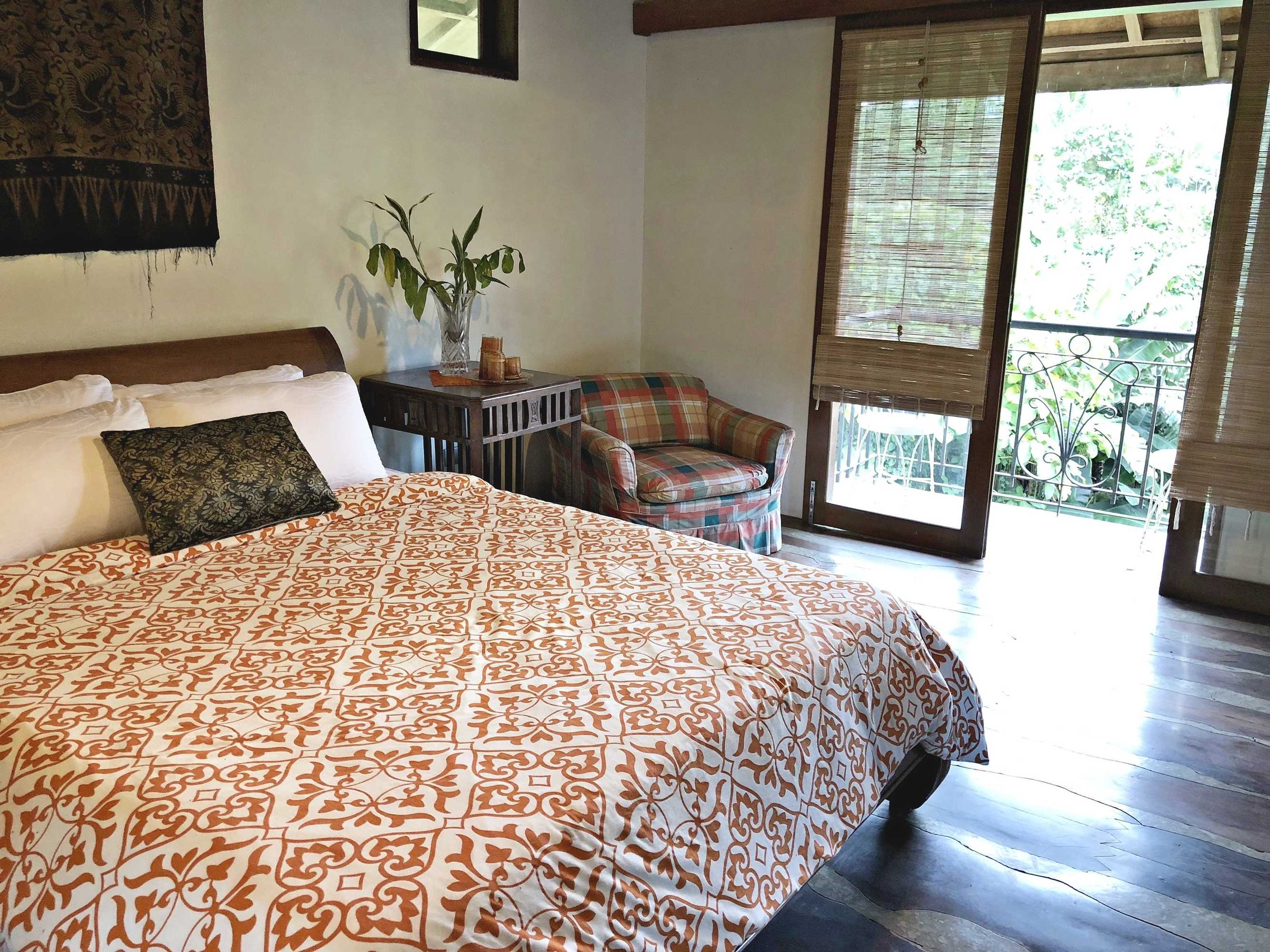 Gift card for Overlooking Lagoon at Sitio de Amor Gift card for Overlooking Lagoon at Sitio de Amor