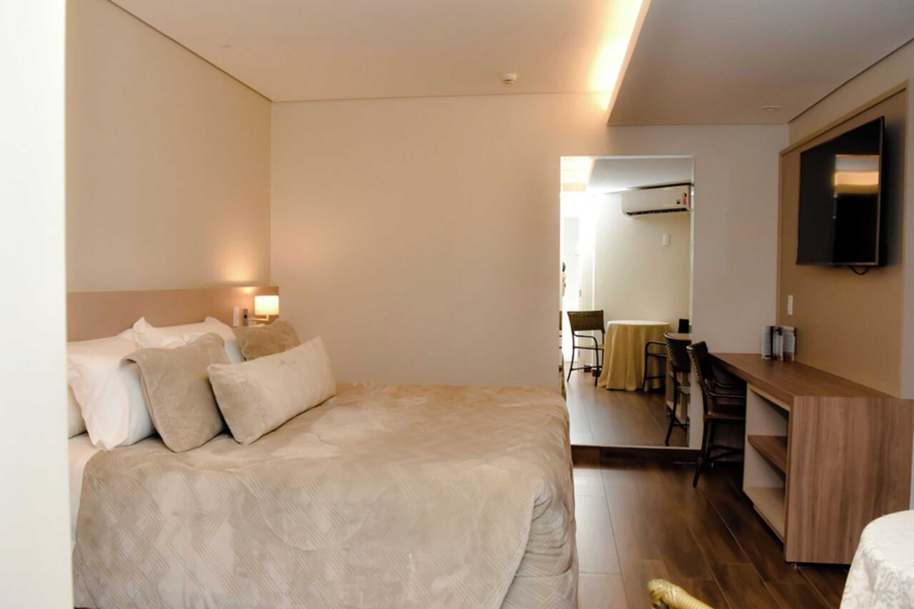 Gift card for Hotel Nacional Distributed by Intercity Gift card for Hotel Nacional Distributed by Intercity