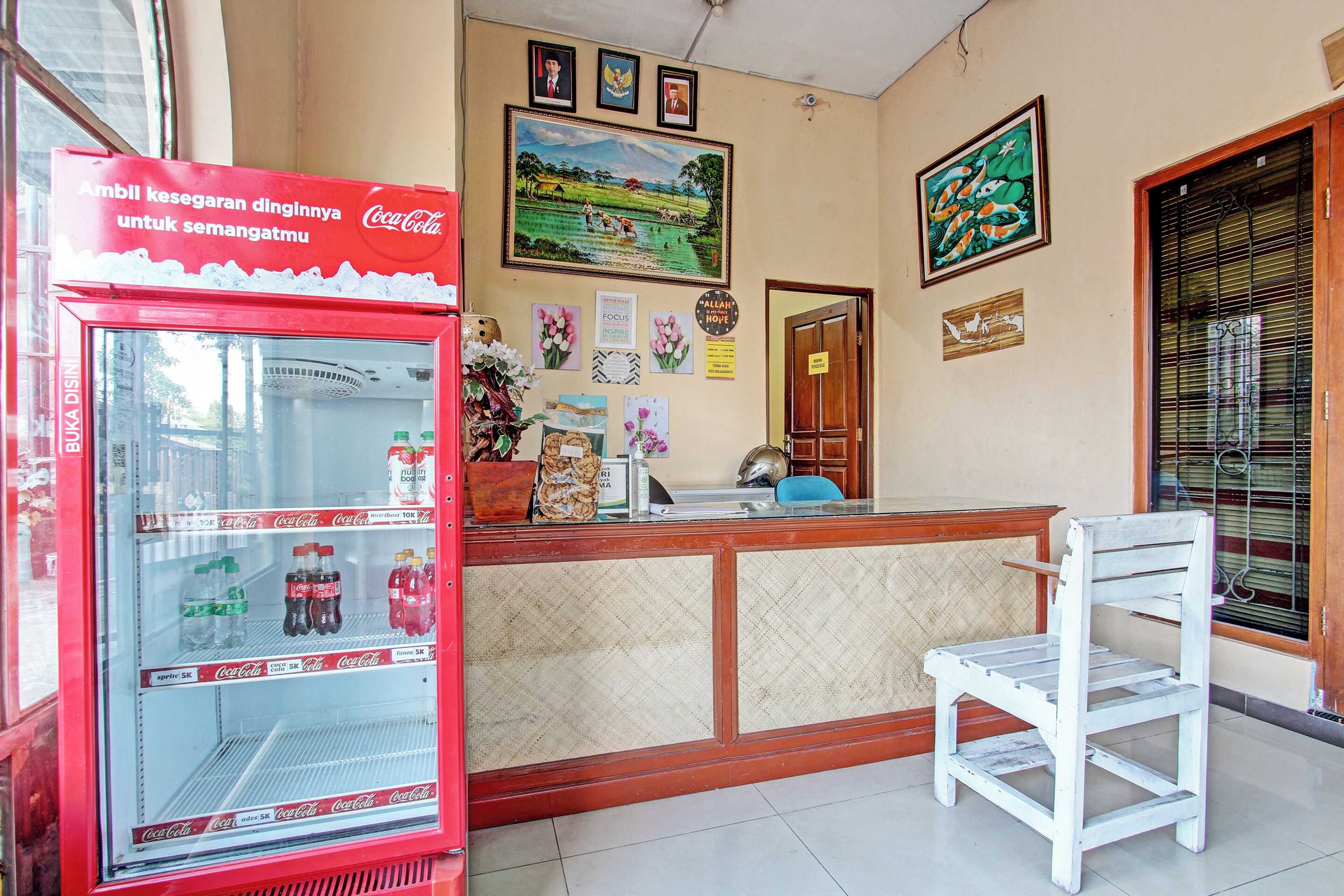 Gift card for Oyo 92851 Homestay Borobudur Specpacker Syariah Gift card for Oyo 92851 Homestay Borobudur Specpacker Syariah