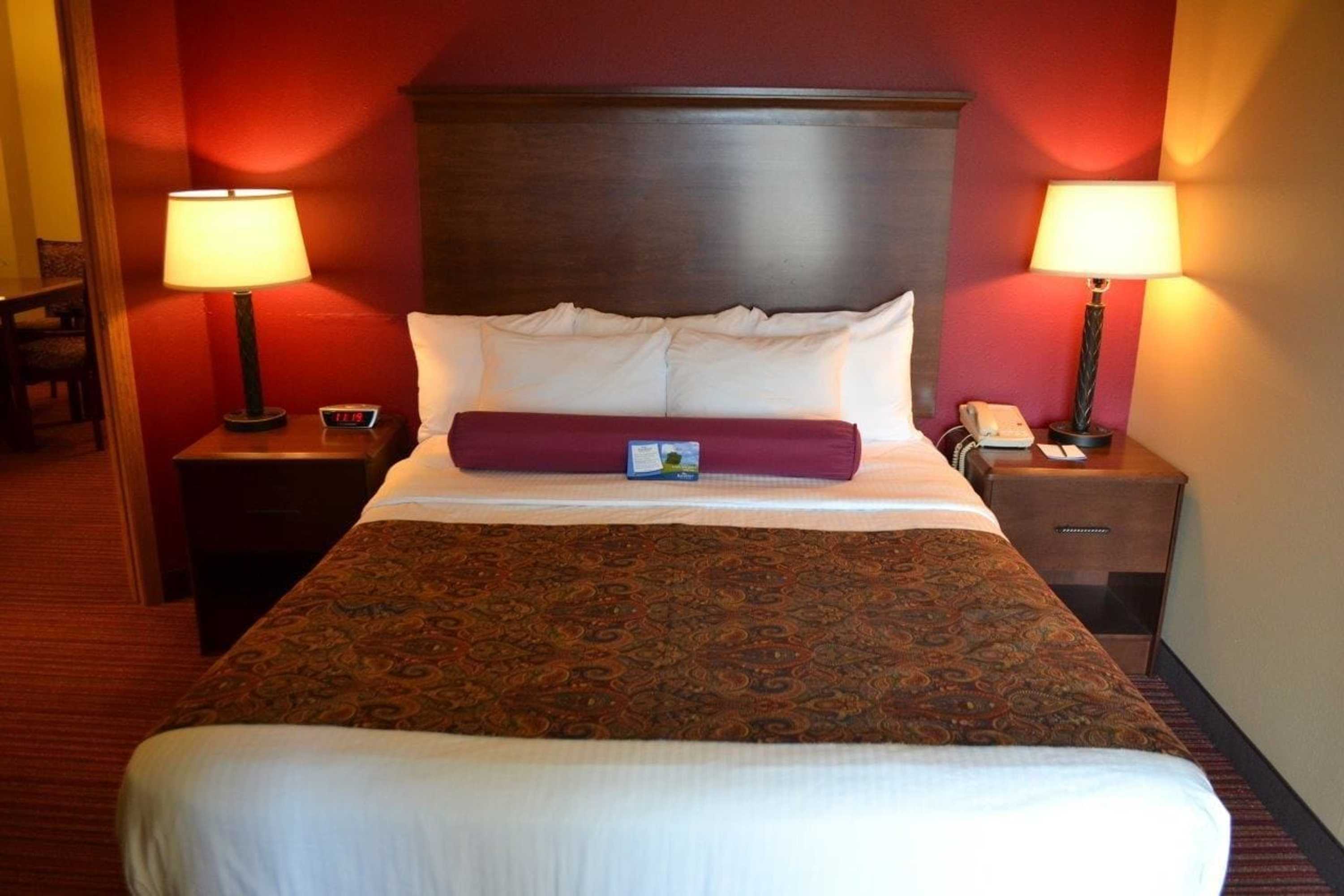 Gift card for Baymont by Wyndham Mequon Milwaukee Area Gift card for Baymont by Wyndham Mequon Milwaukee Area