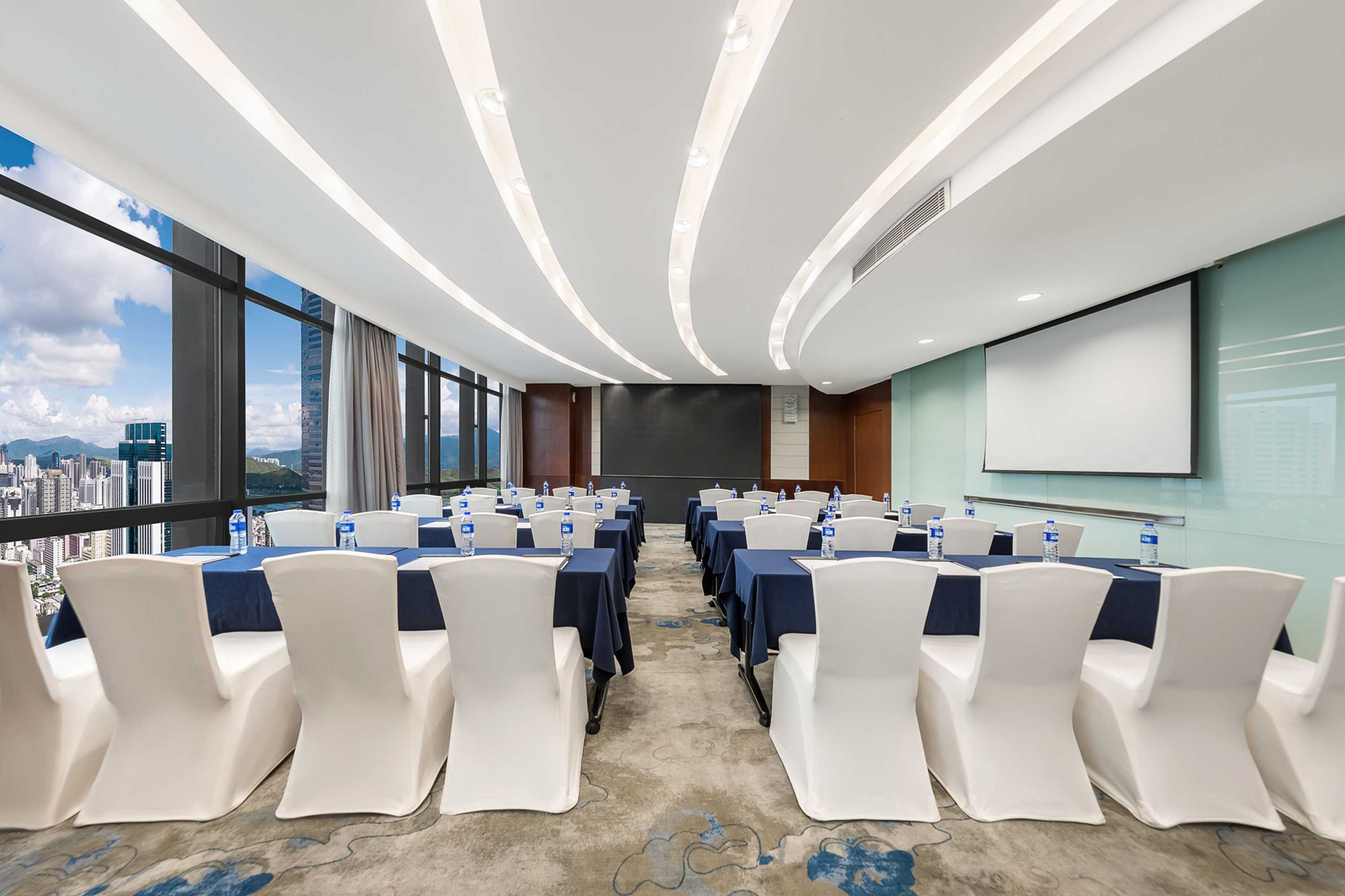 Gift card for Huaqiang Plaza Hotel Shenzhen, Enjoy Complimentary Mini Bar & Night Snack, Add Breakfast - Enjoy Complimentary Afternoon Tea Gift card for Huaqiang Plaza Hotel Shenzhen, Enjoy Complimentary Mini Bar & Night Snack, Add Breakfast - Enjoy Complimentary Afternoon Tea