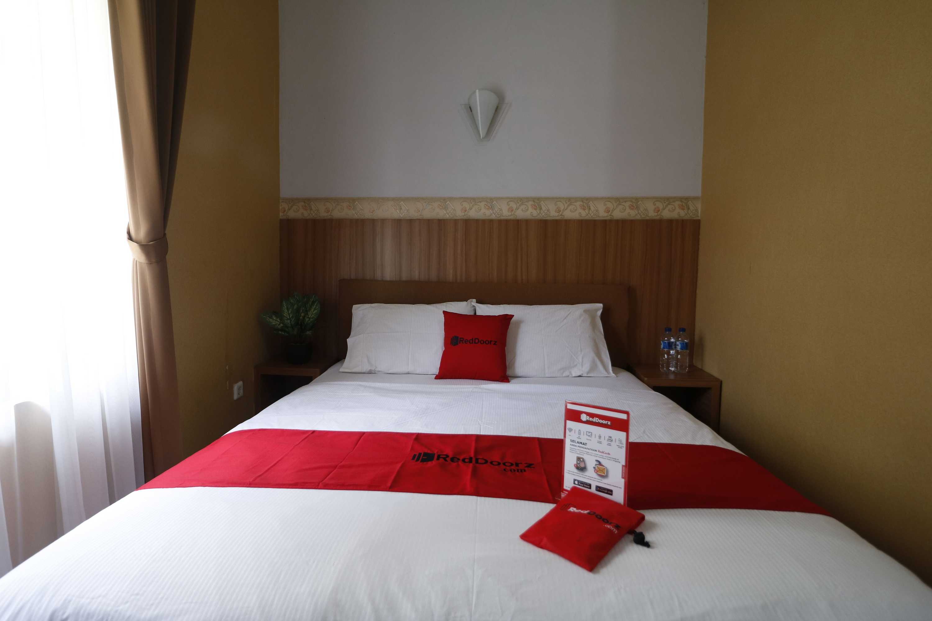 Gift card for Reddoorz Plus Near Undip Tembalang Gift card for Reddoorz Plus Near Undip Tembalang