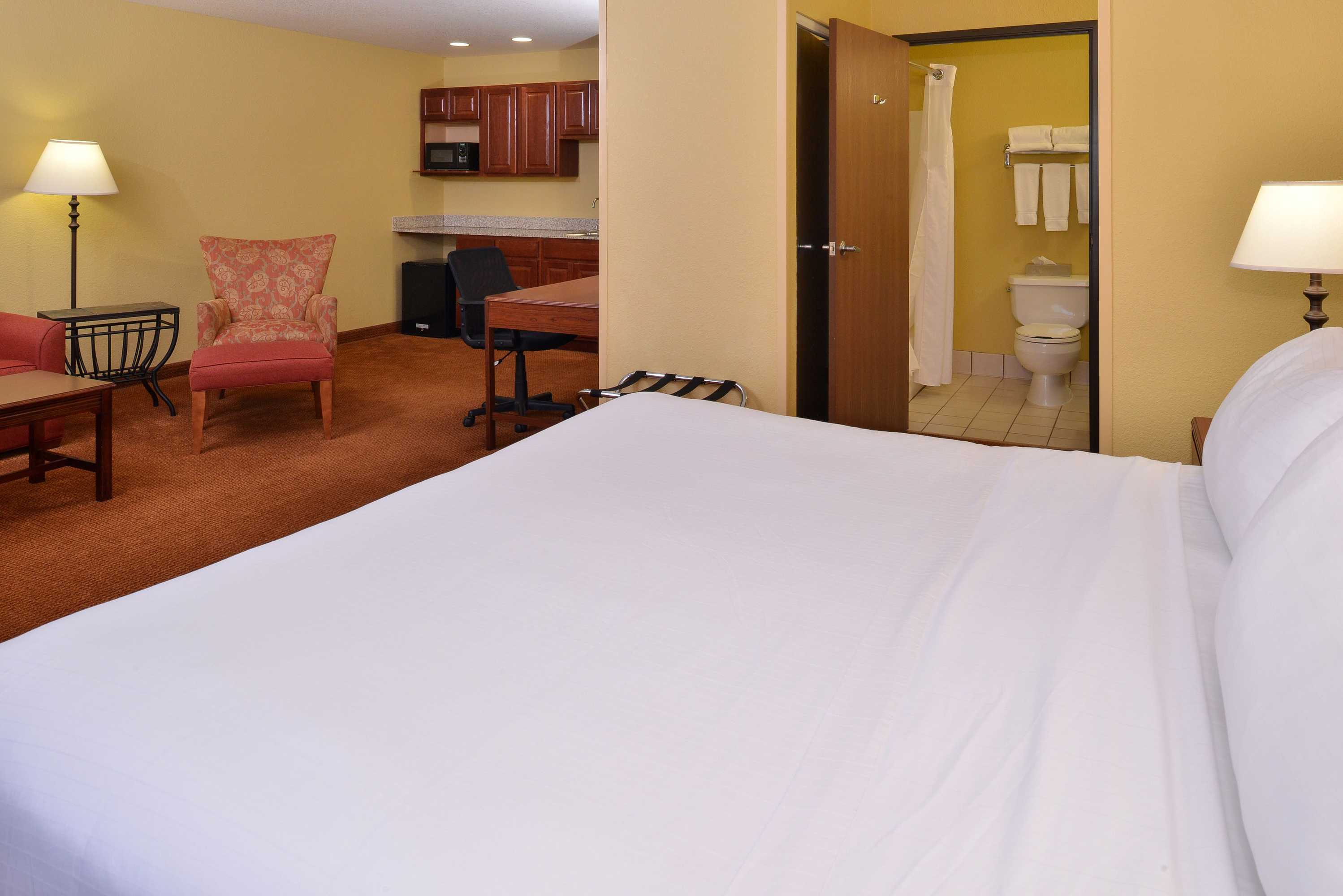 Gift card for Holiday Inn Express And Suites Stevens Point by Ihg Gift card for Holiday Inn Express And Suites Stevens Point by Ihg