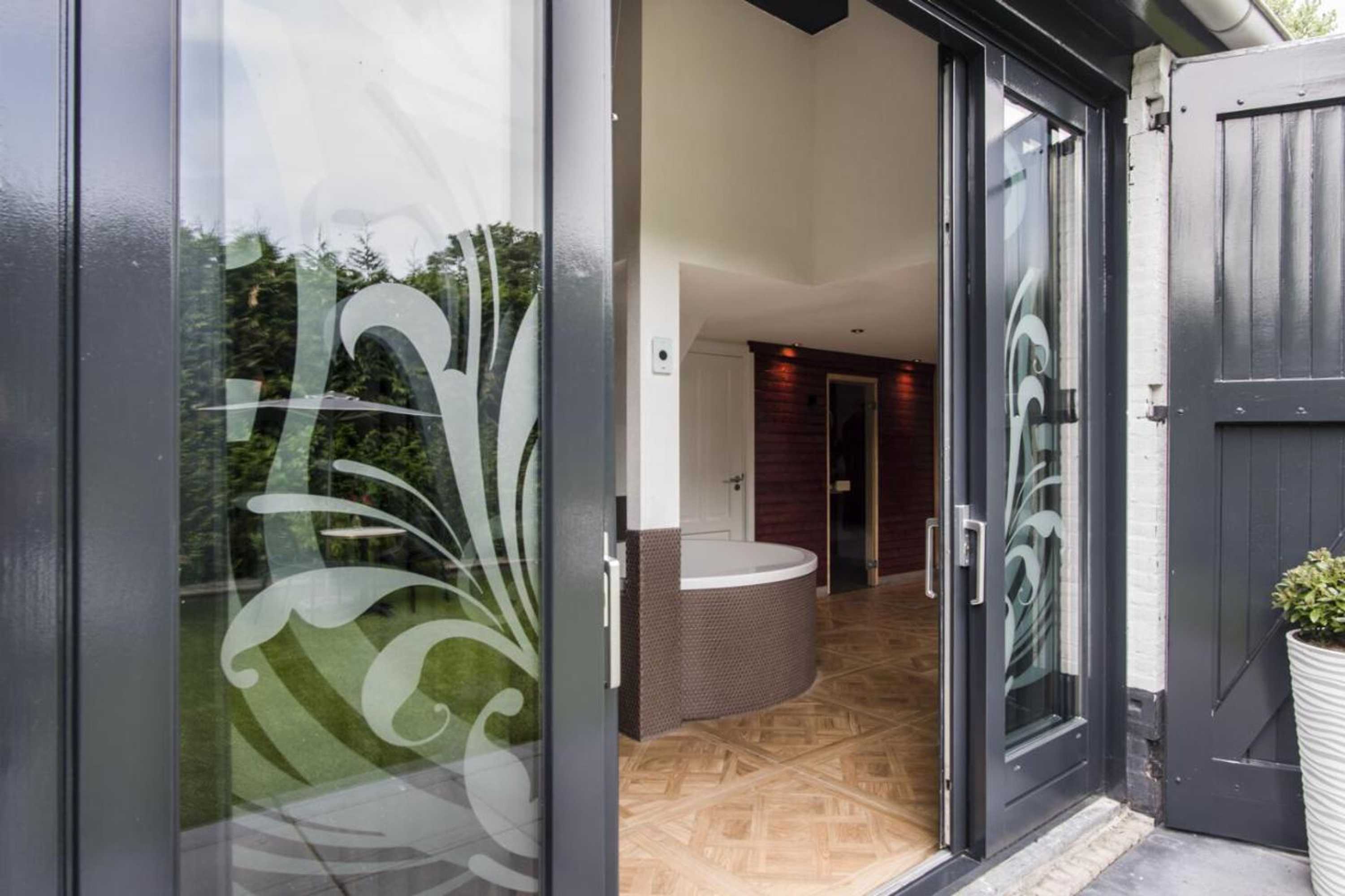 Gift card for Luxexcellent Super Suite