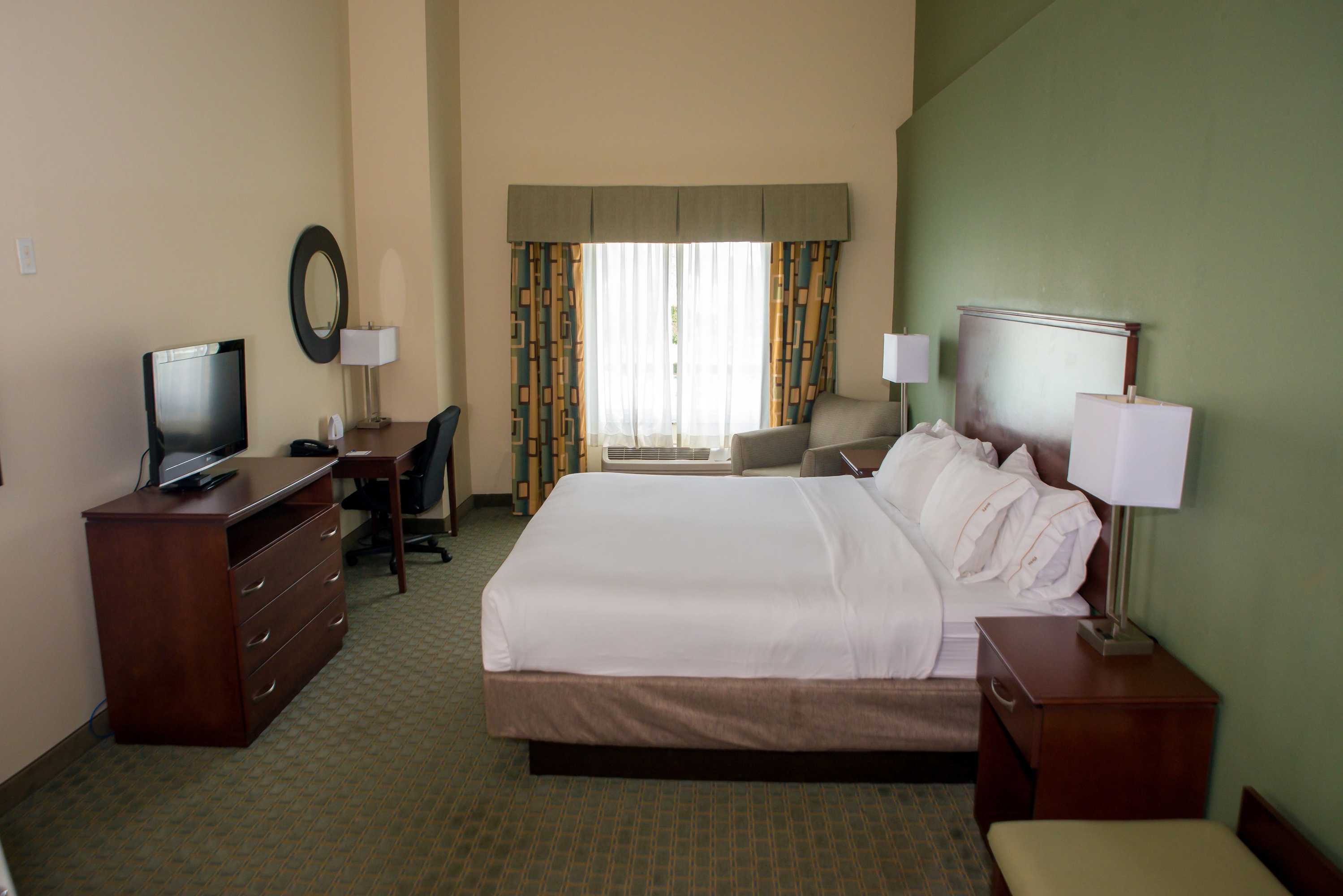 Gift card for Holiday Inn Express & Suites Cocoa by Ihg Gift card for Holiday Inn Express & Suites Cocoa by Ihg