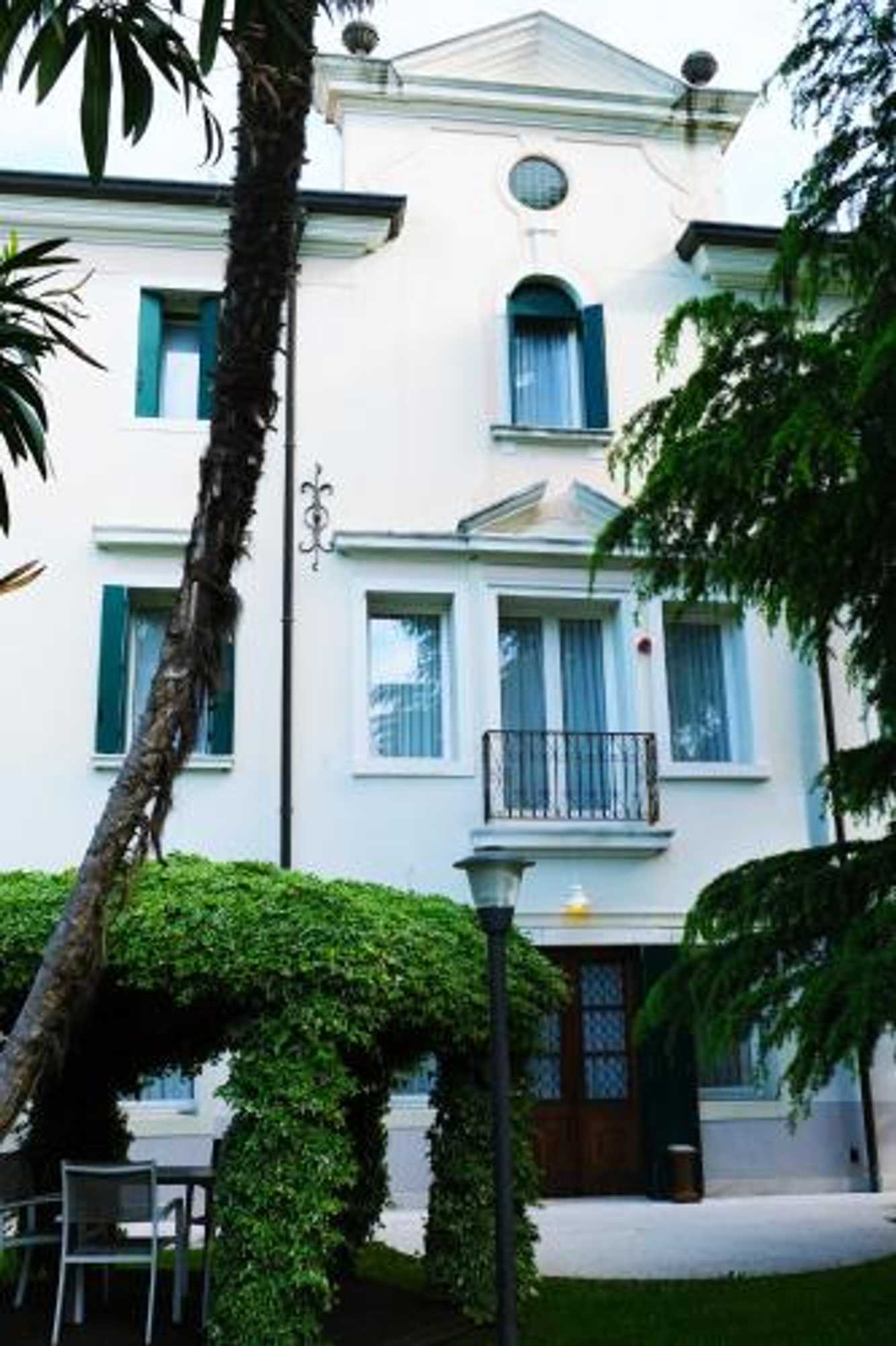 Gift card for Villa Ca' Damiani Rooms & Apartments Gift card for Villa Ca' Damiani Rooms & Apartments