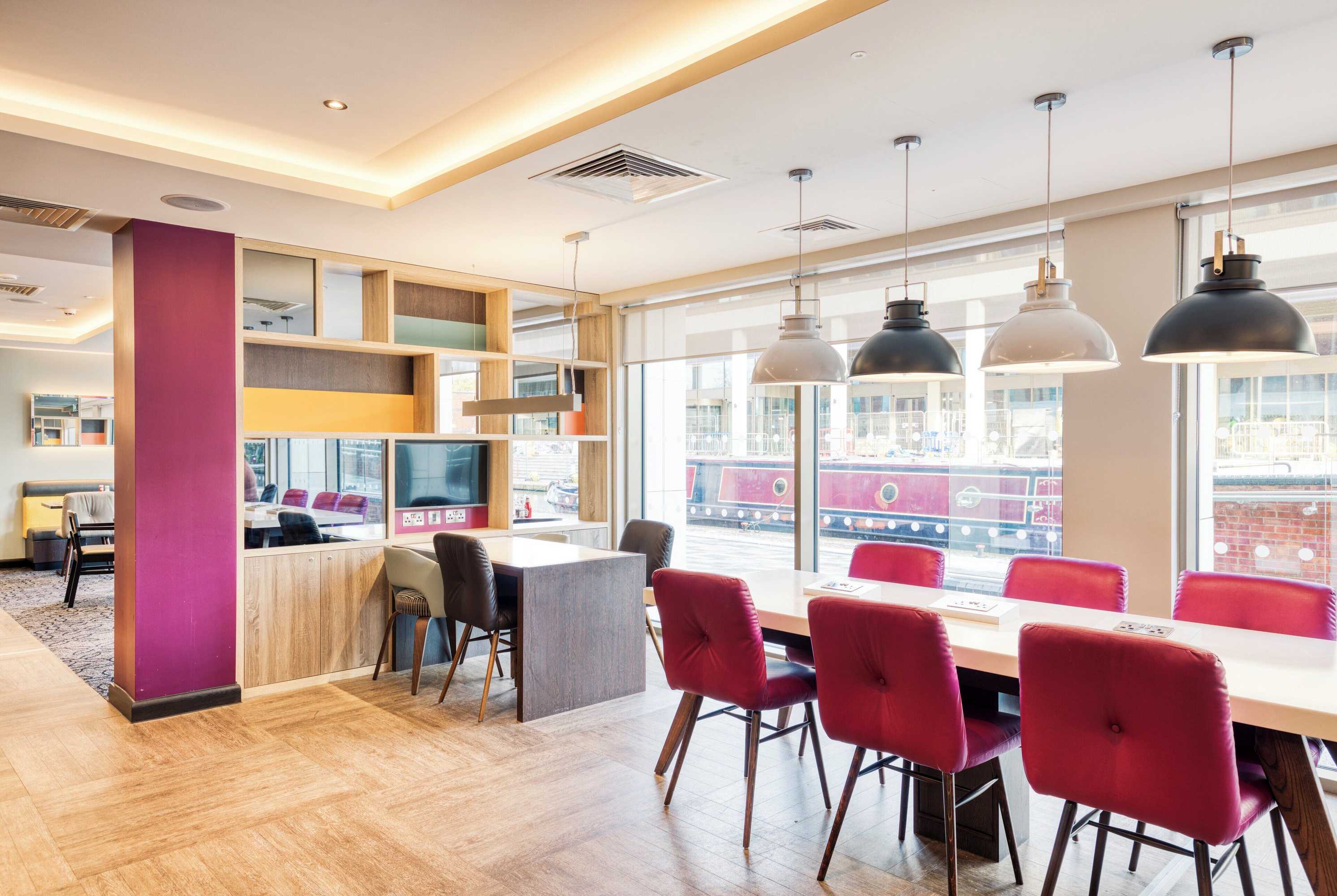 Gift card for Premier Inn Banburytown Centre (castle Quay) Hotel Gift card for Premier Inn Banburytown Centre (castle Quay) Hotel