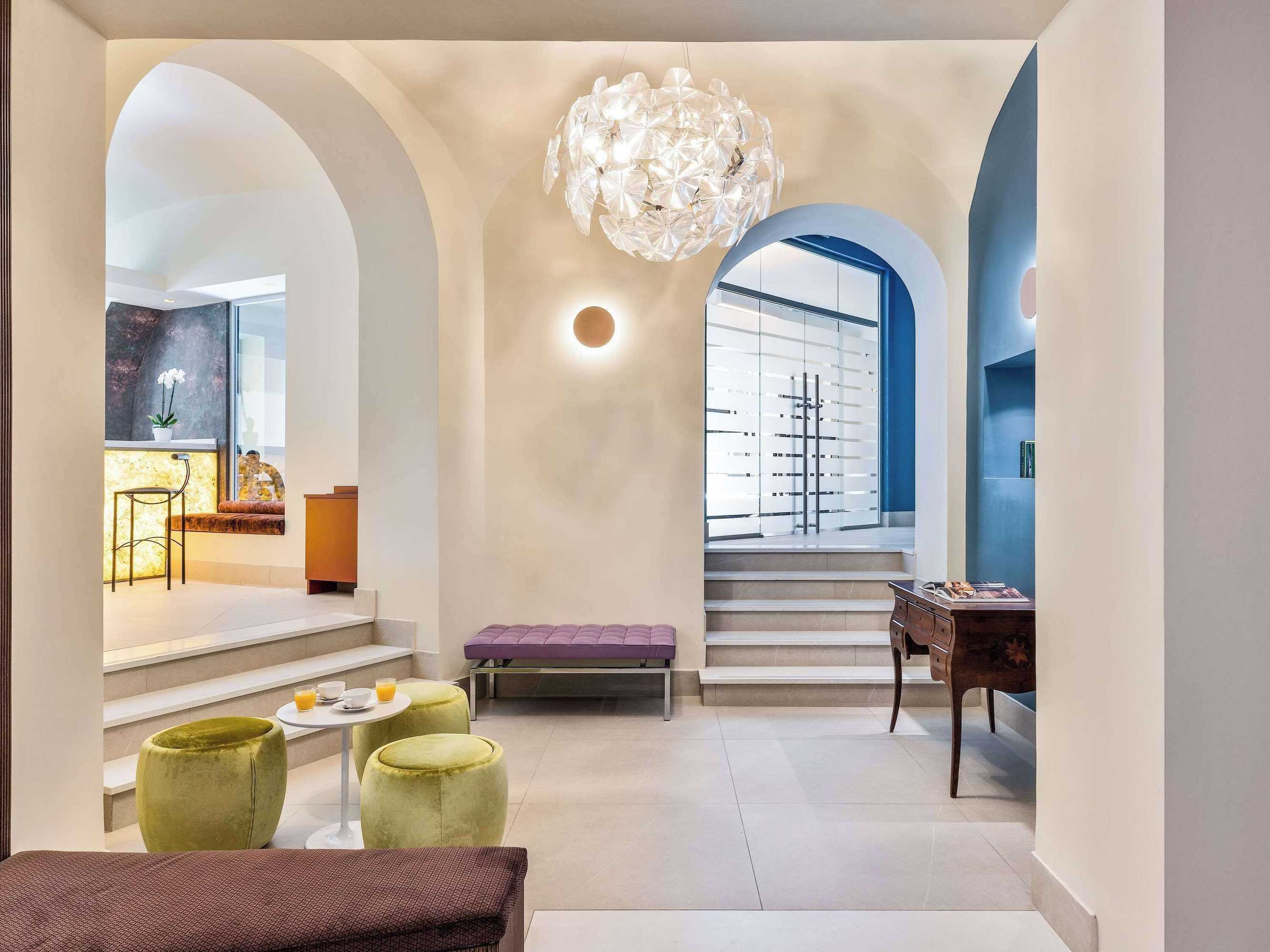 Gift card for Mercure Napoli Centro Angioino Gift card for Mercure Napoli Centro Angioino