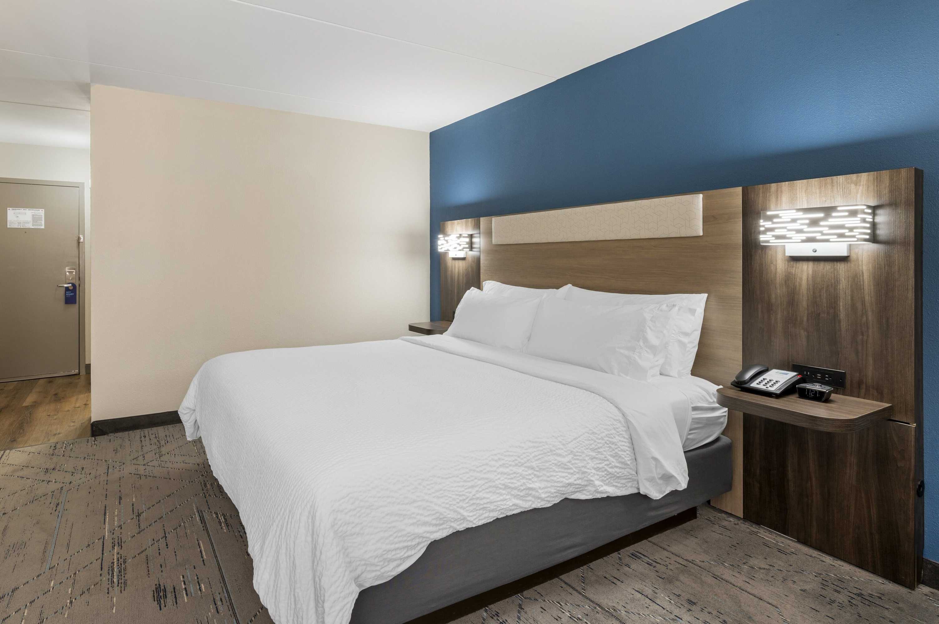 Gift card for Holiday Inn Express Greencastle by Ihg Gift card for Holiday Inn Express Greencastle by Ihg