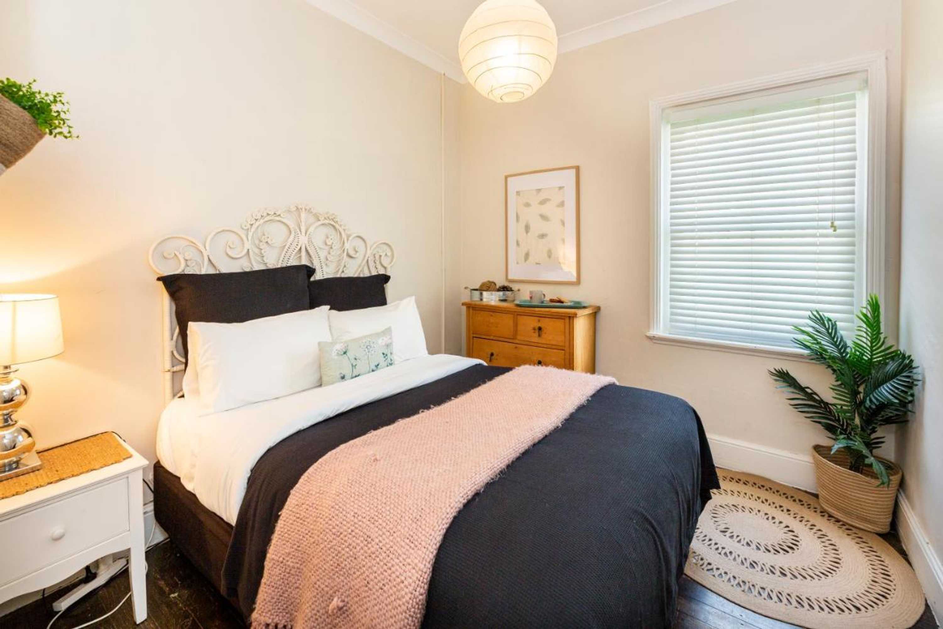 Gift card for The Edward Townhouse 155 - Steps to Town