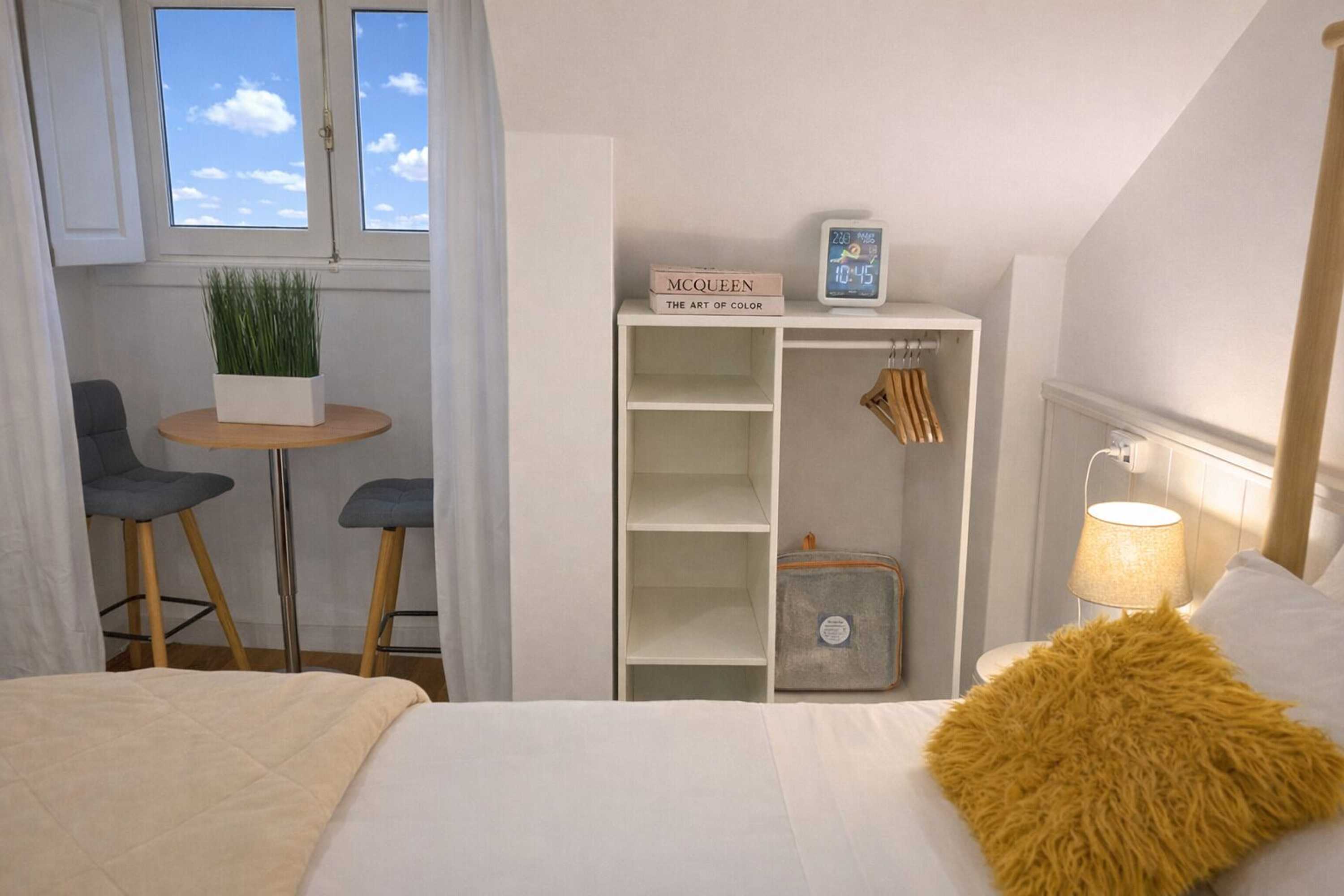 Gift card for Naval Guest House & Bistrô