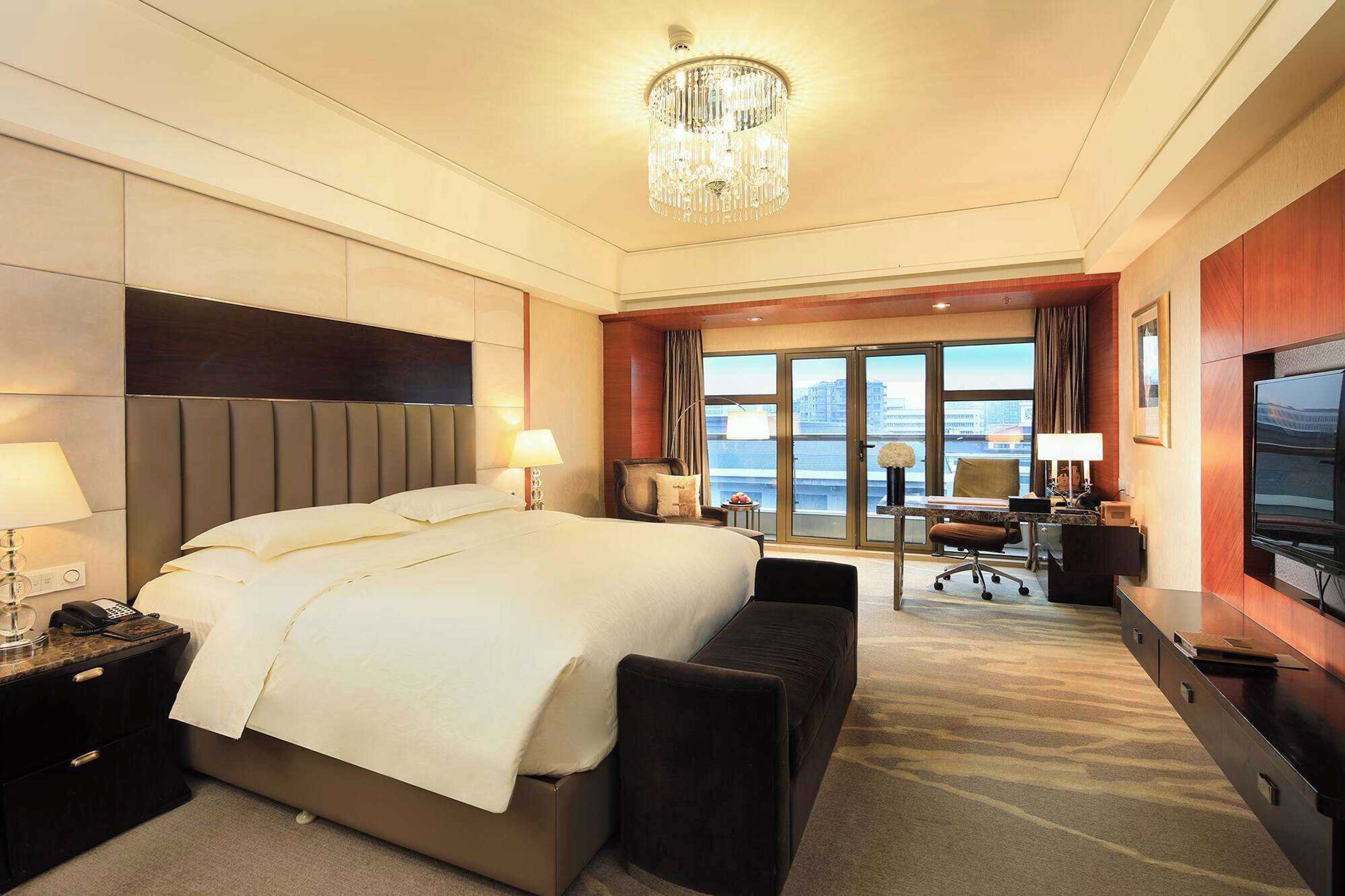 Gift card for Wyndham Grand Plaza Royale Hangzhou Gift card for Wyndham Grand Plaza Royale Hangzhou