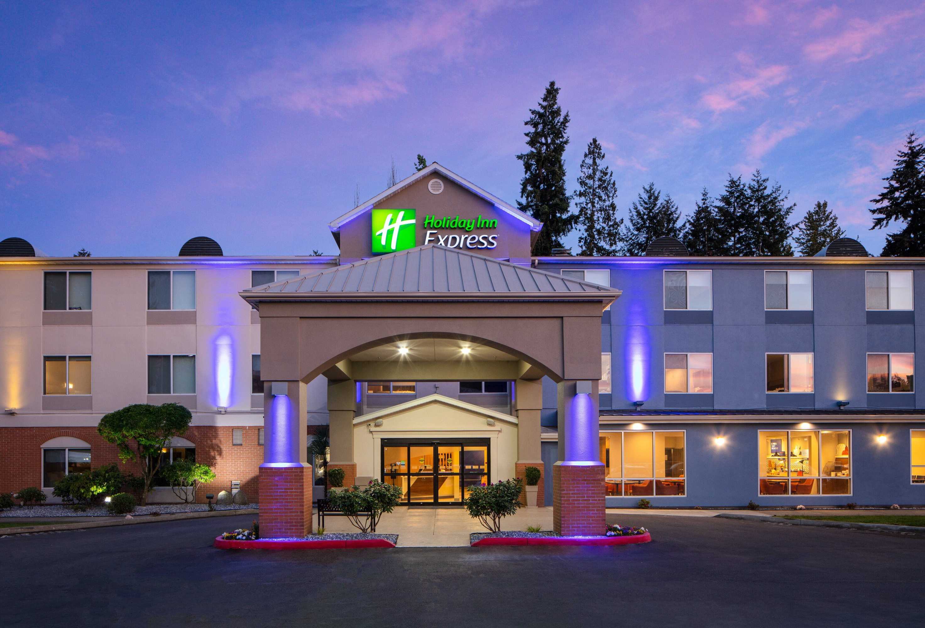 Gift card for Holiday Inn Express Bothell by Ihg Gift card for Holiday Inn Express Bothell by Ihg