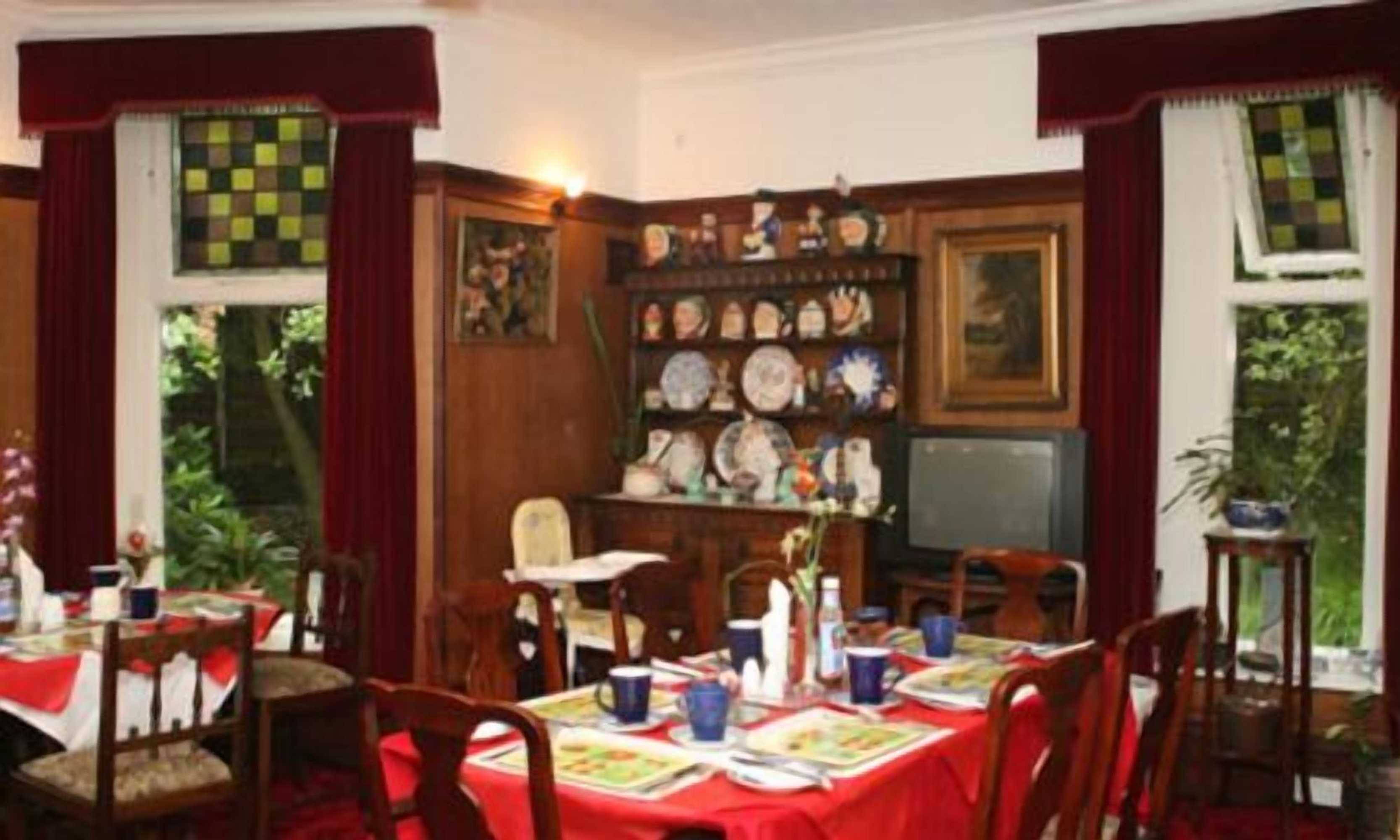 Gift card for Oakfield Lodge Guest House Stockport Gift card for Oakfield Lodge Guest House Stockport