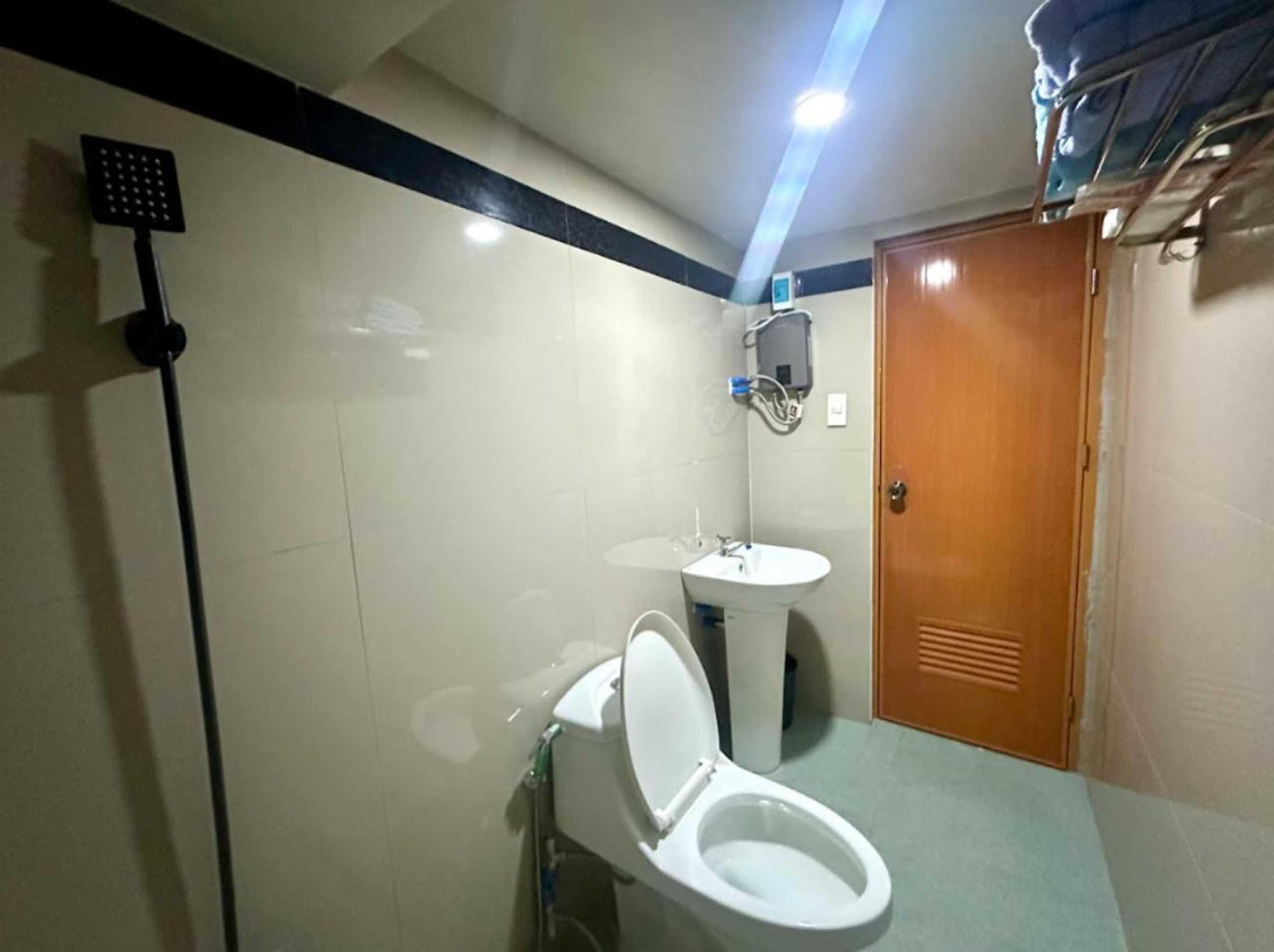 Gift card for Reddoorz at FJ Hotel Tubungan Iloilo