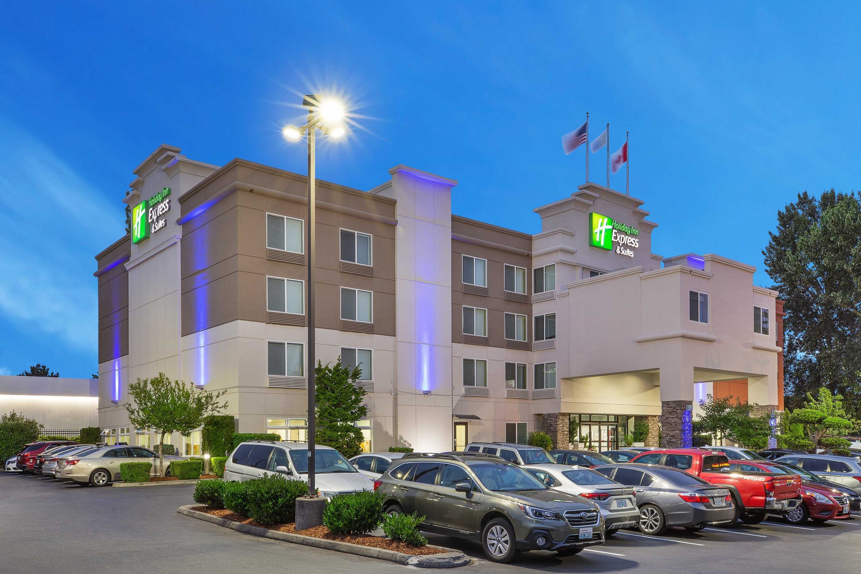 Gift card for Holiday Inn Express & Suites Tacoma by Ihg Gift card for Holiday Inn Express & Suites Tacoma by Ihg