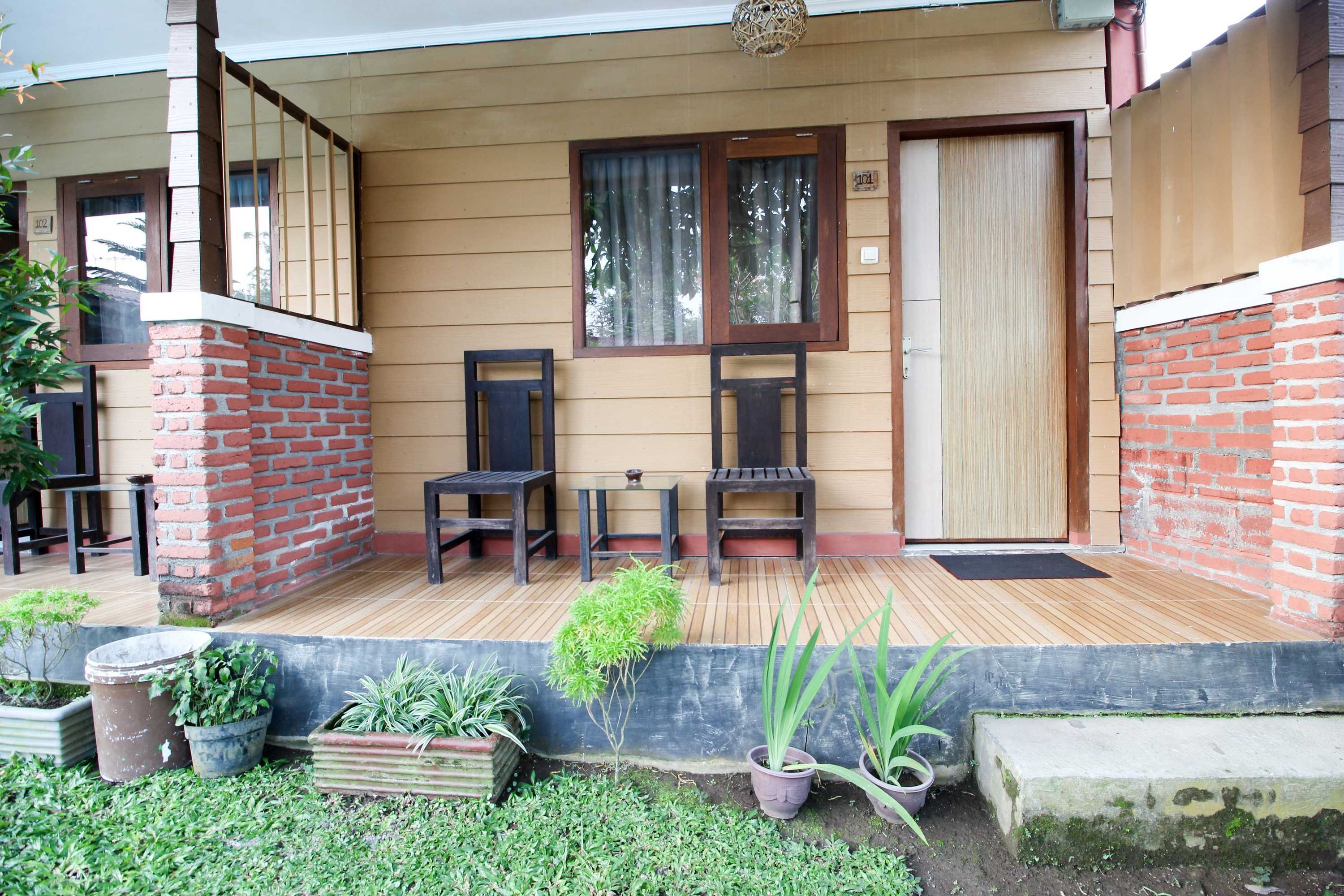 Gift card for Reddoorz Plus @ Jalan Damai 2 Gift card for Reddoorz Plus @ Jalan Damai 2