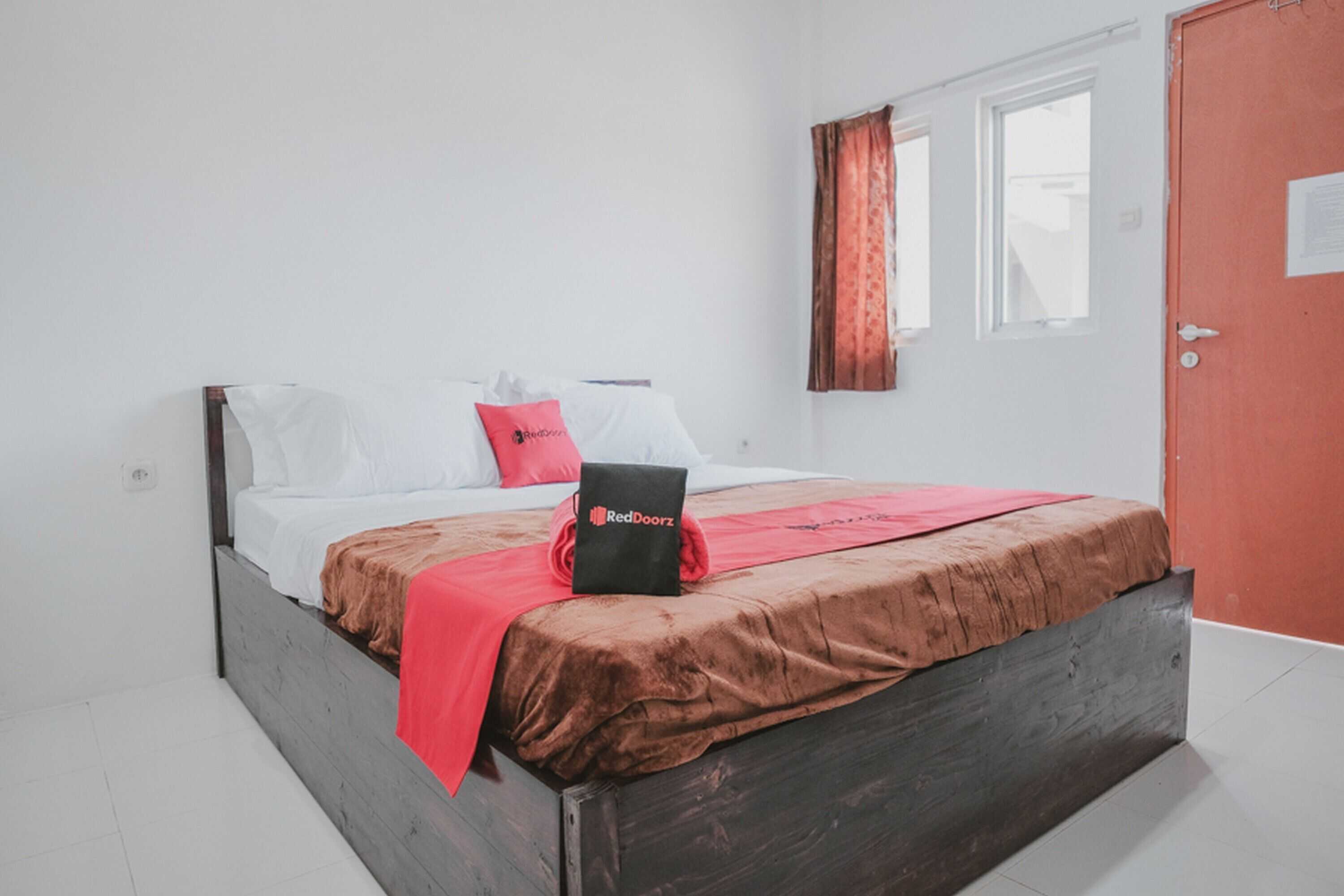 Gift card for Reddoorz Near Gatot Subroto Lampung 2 Gift card for Reddoorz Near Gatot Subroto Lampung 2
