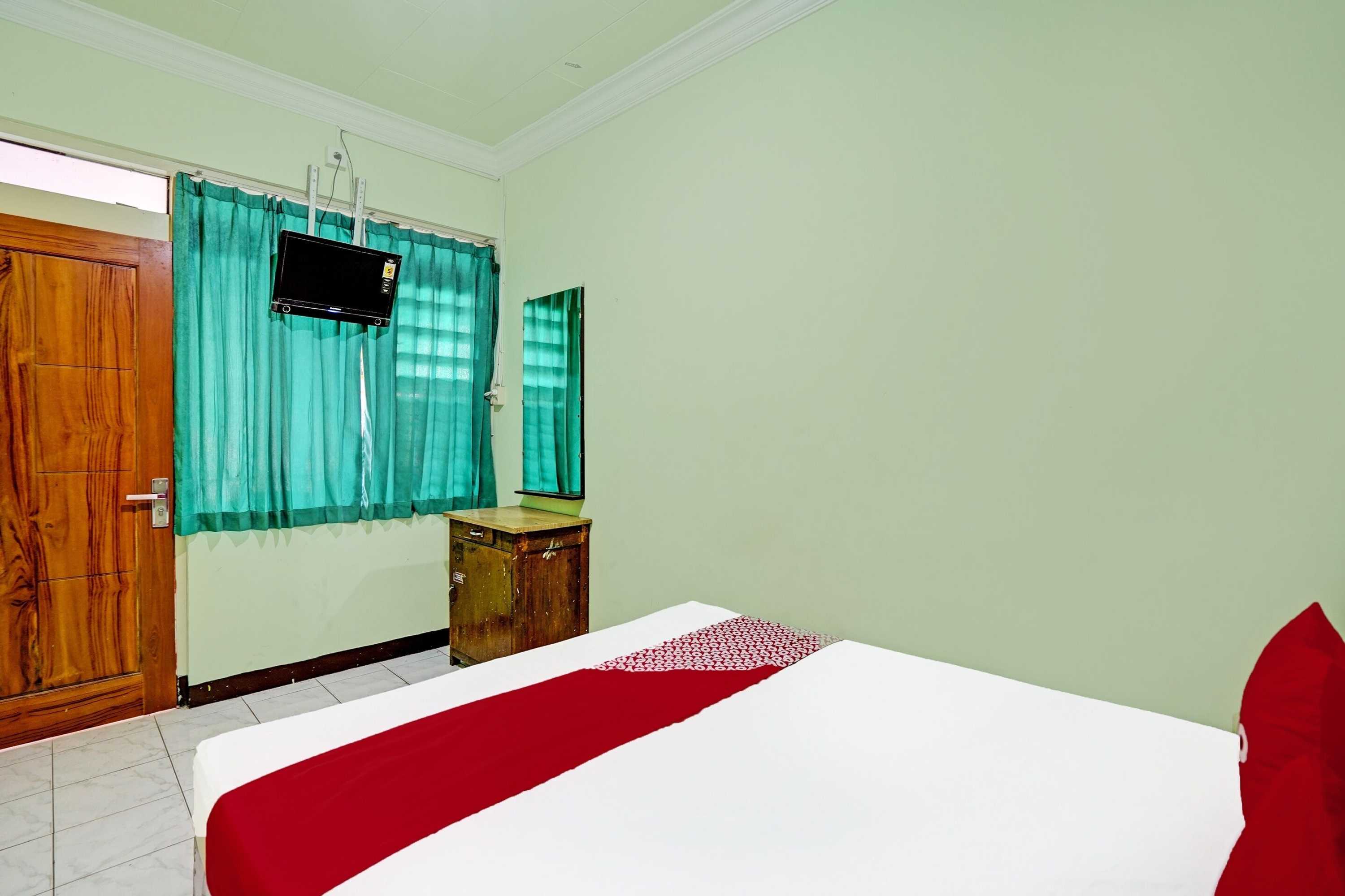 Gift card for Oyo 2708 Hotel Kemuning Syariah Gift card for Oyo 2708 Hotel Kemuning Syariah